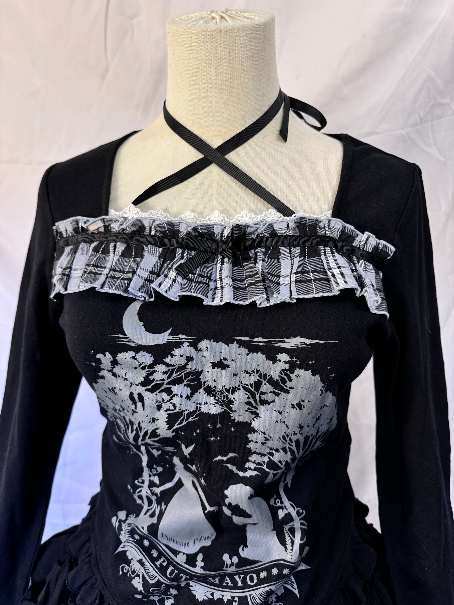 Putumayo Graphic Print Ruffle Long-Sleeves Top