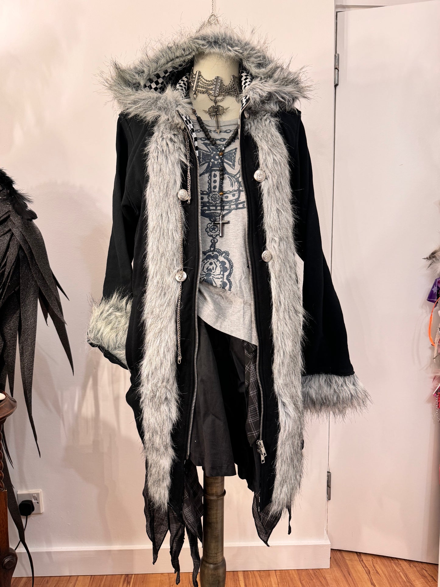 Deorart Fur Coat with Hood