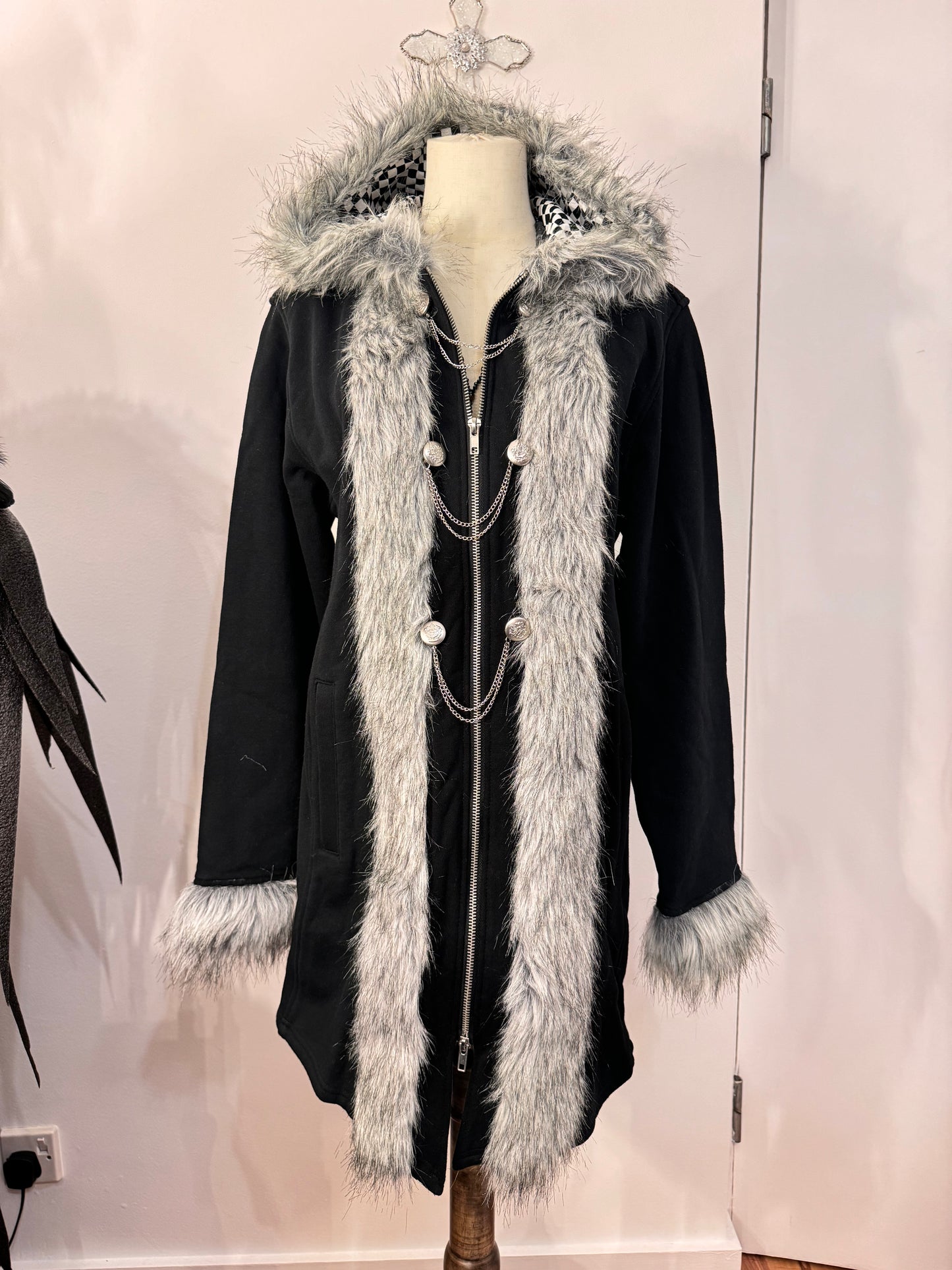 Deorart Fur Coat with Hood