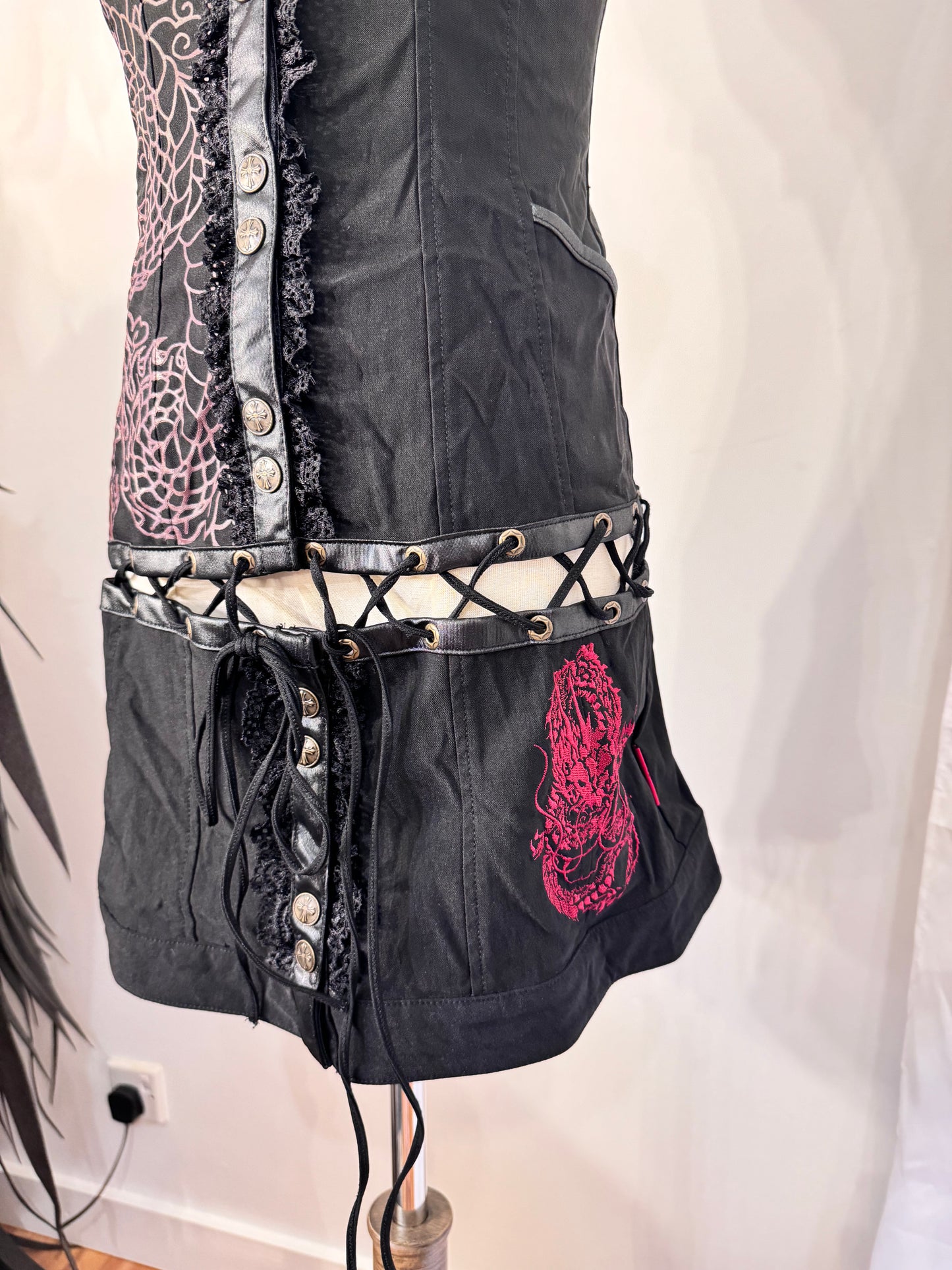 h.Naoto Dragon Print Sleeveless Dress