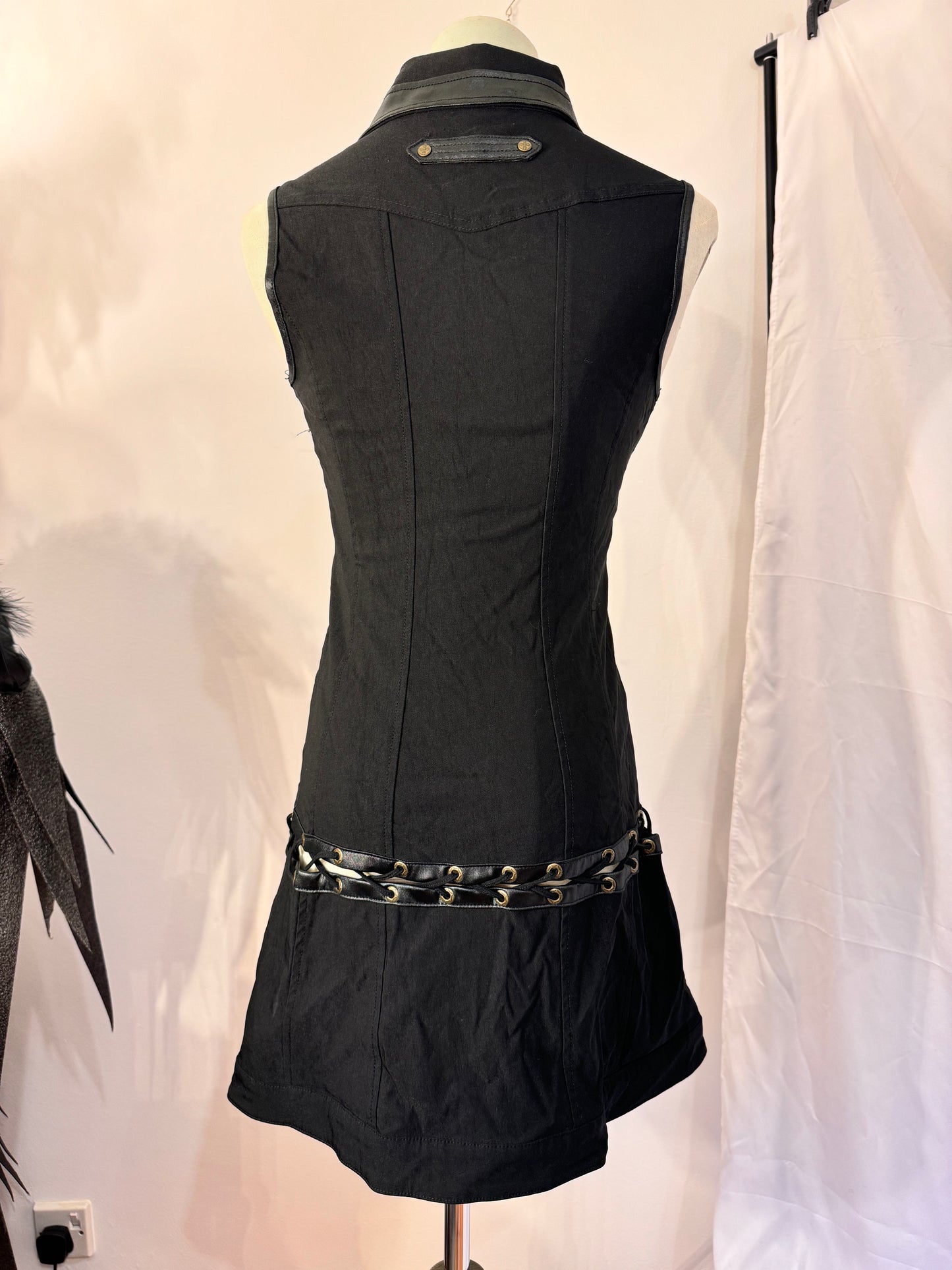 h.Naoto Dragon Print Sleeveless Dress