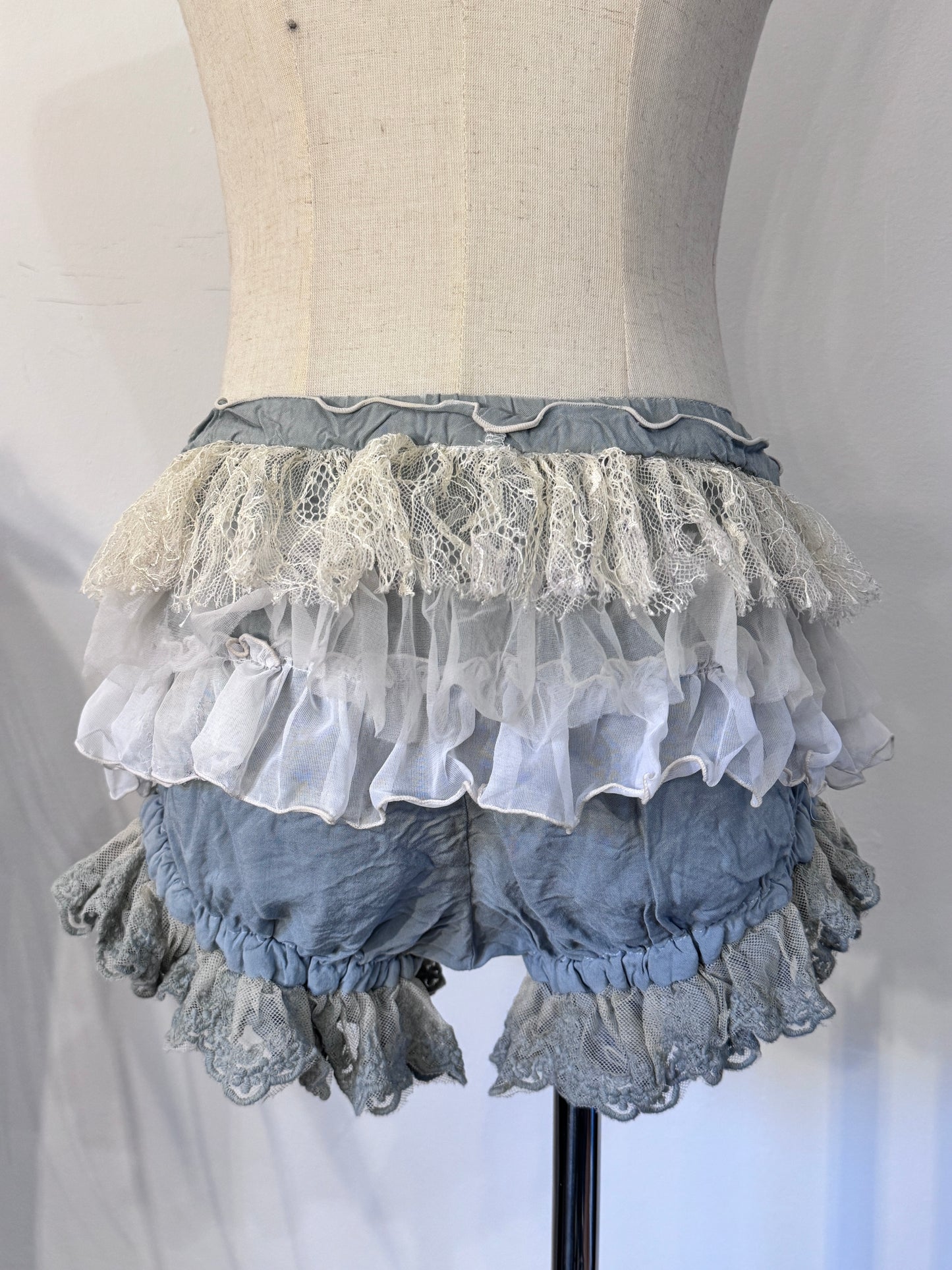 Gramm Lace Shorts