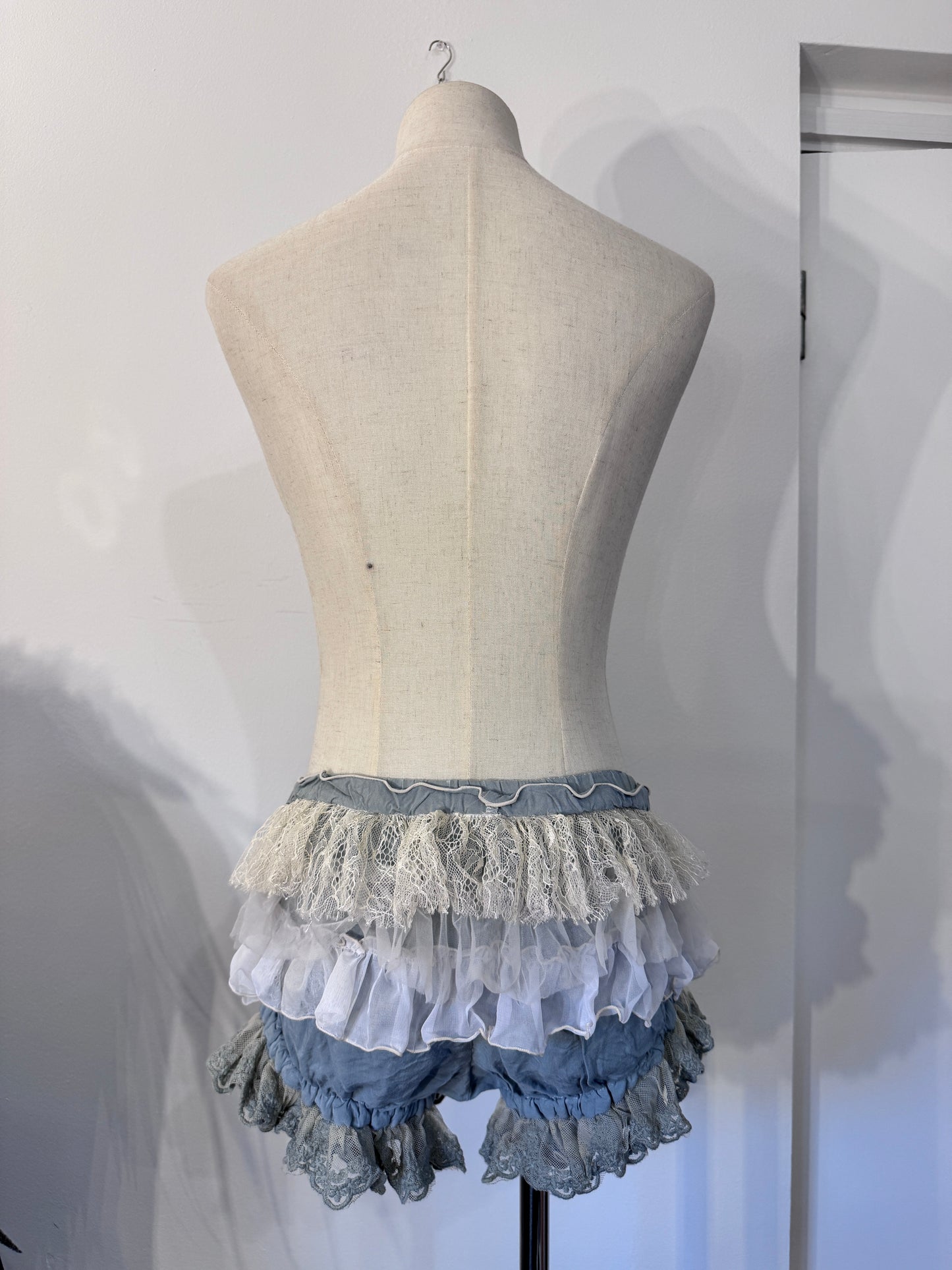 Gramm Lace Shorts