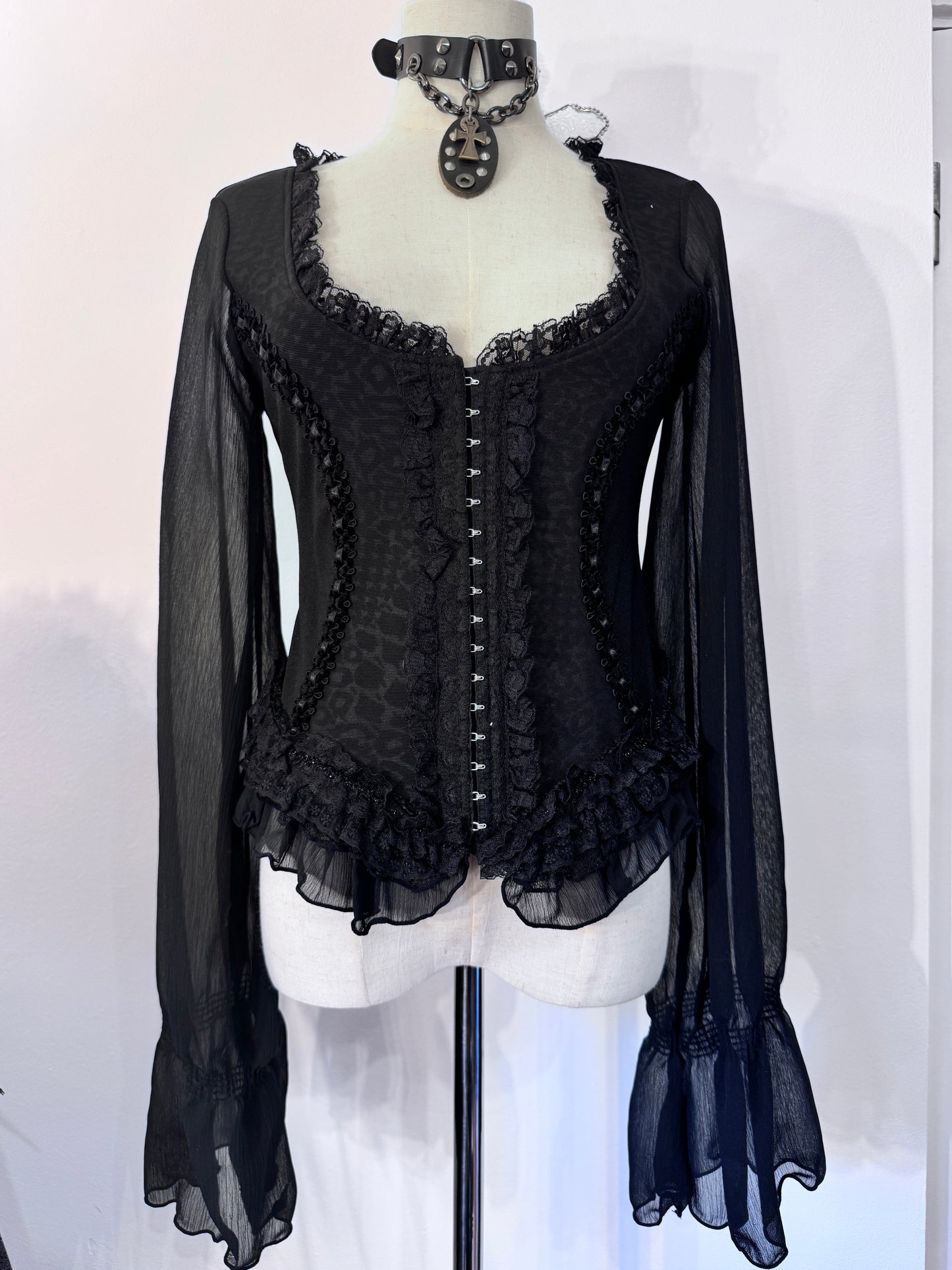 Qutie Frash Mesh Long-Sleeves Corset Top