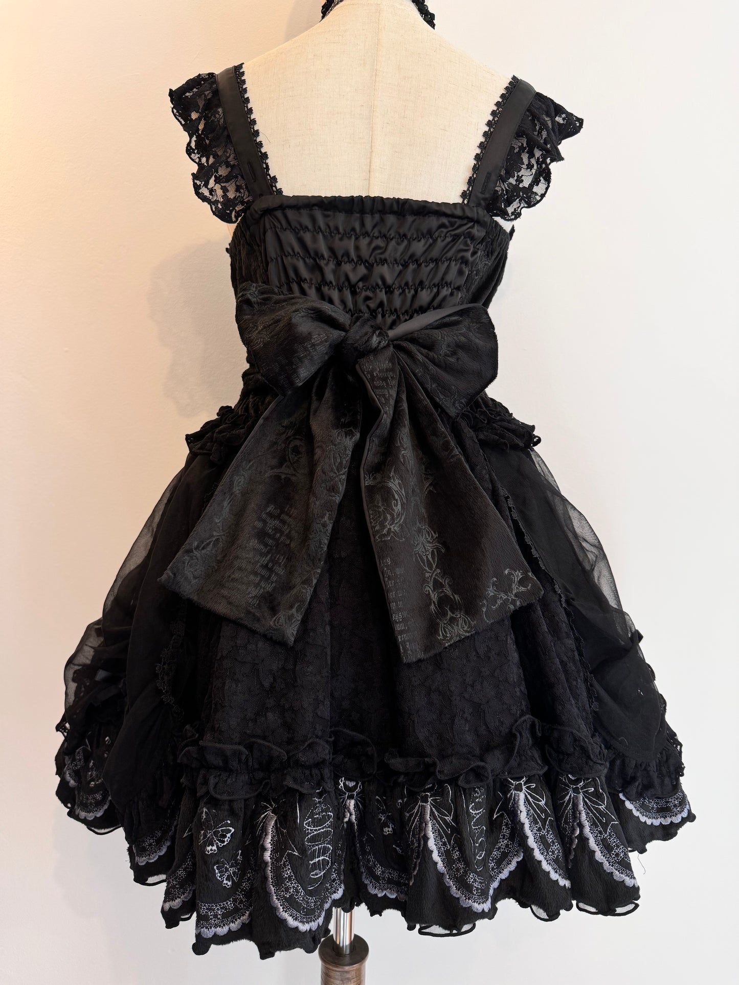 h.Naoto Frill Mesh Layer Bow JSK