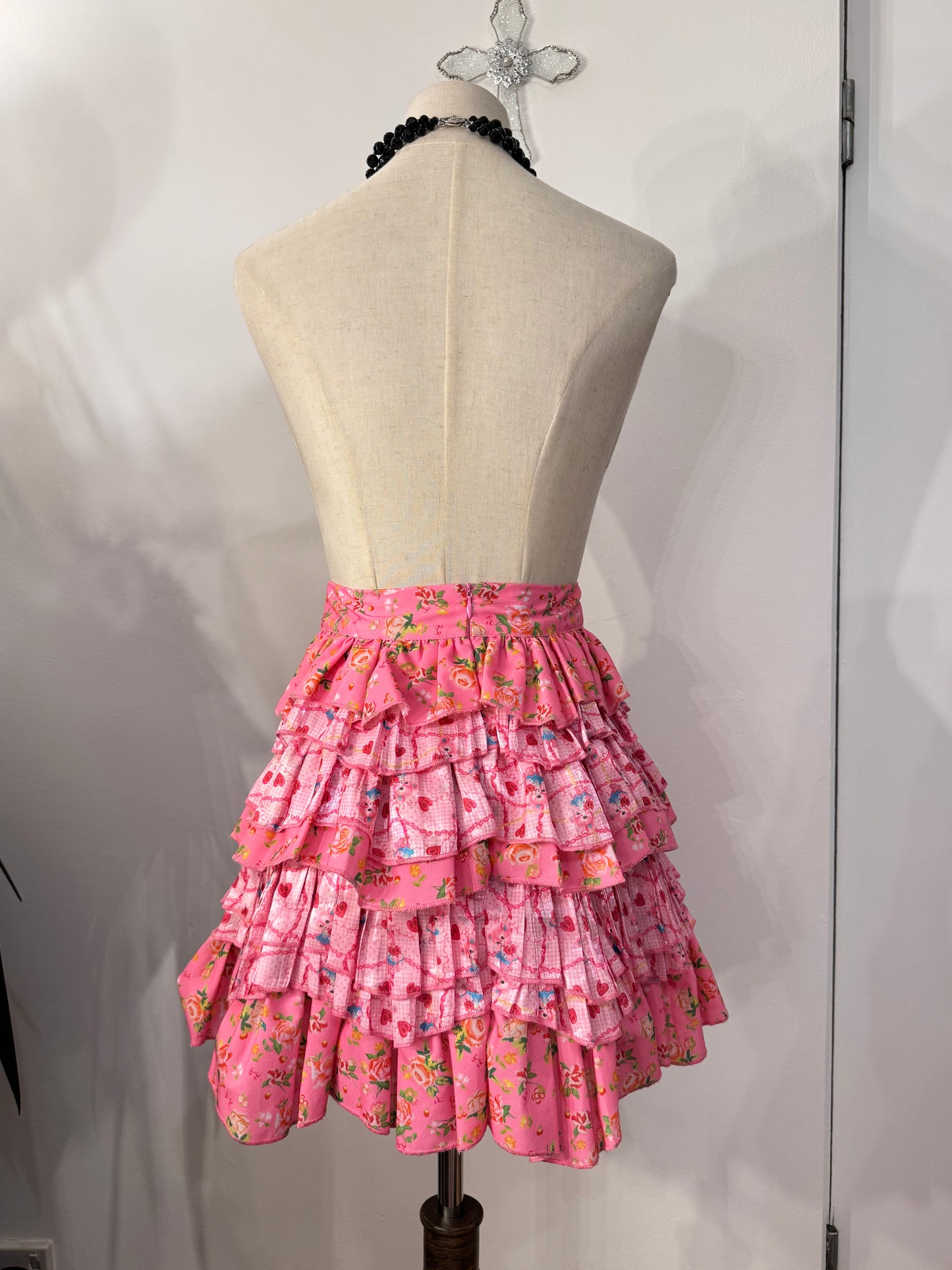 tntntutu Floral and Heart Print Ruffle Skirt
