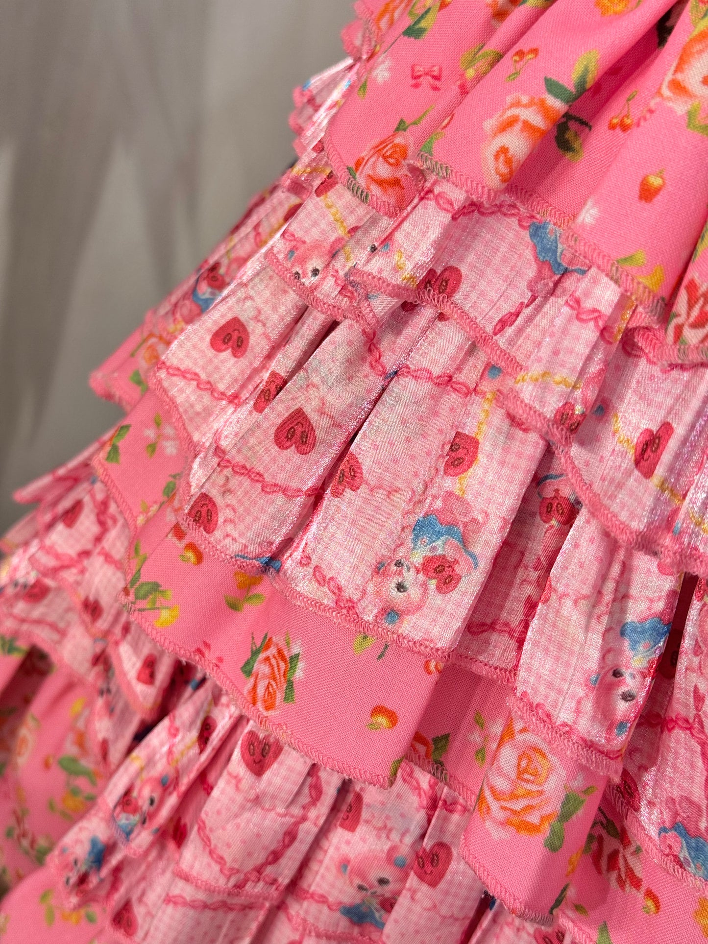 tntntutu Floral and Heart Print Ruffle Skirt