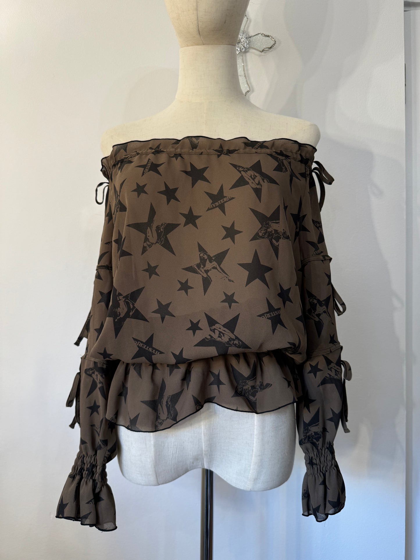 Hysteric Glamour Star Print Off-The-Shoulder Top