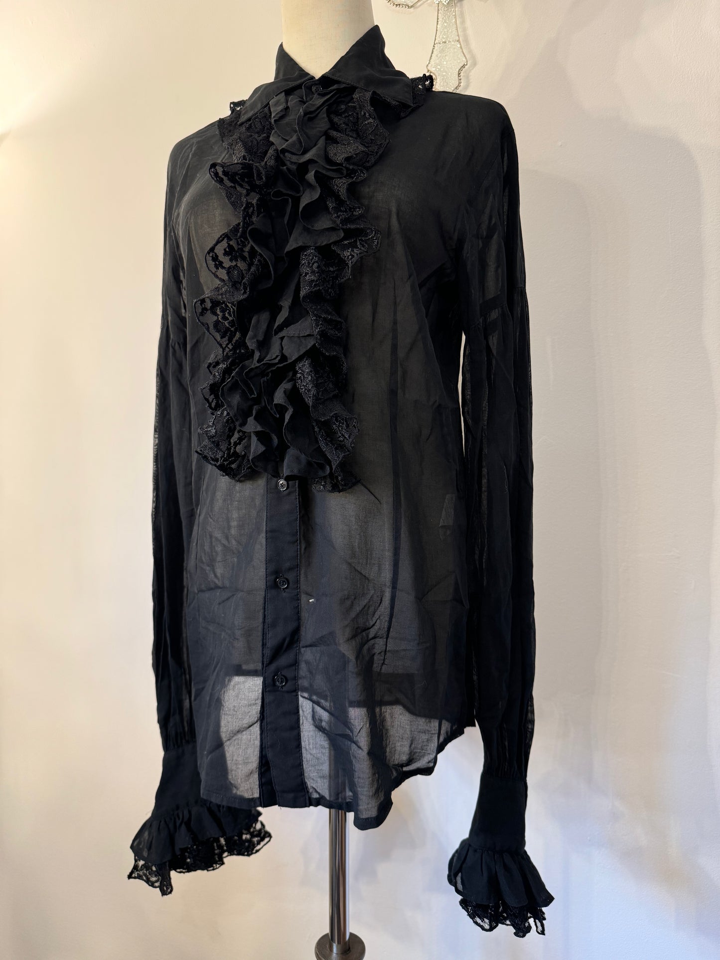 alice auaa See-Through Ruffle Button Up