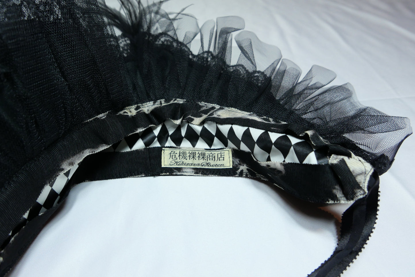 Kikirara Shoten Lace Feather Bonnet