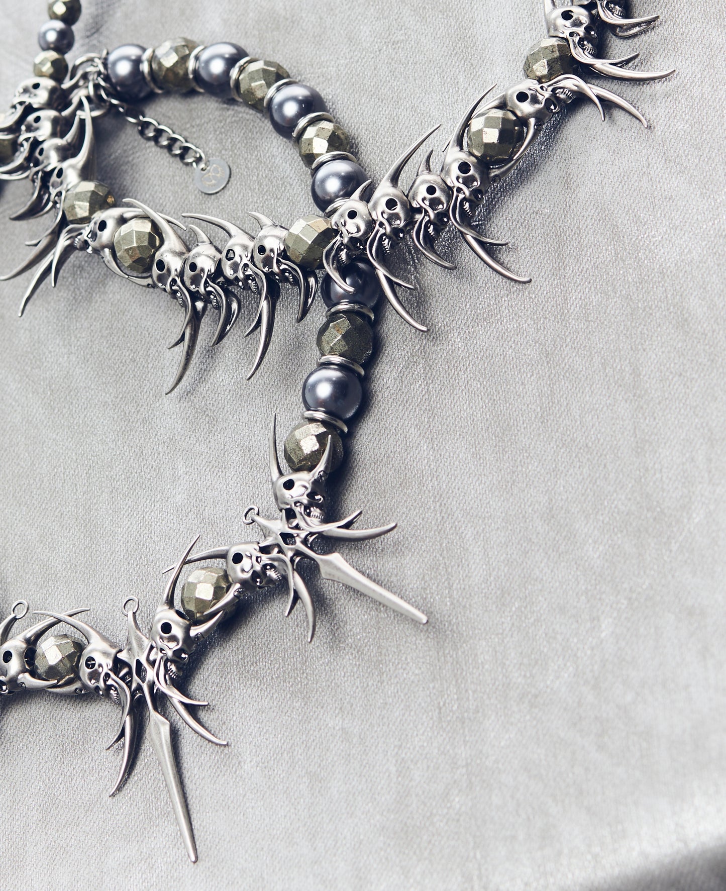 IIIMIII BlackPainting III Necklace #5