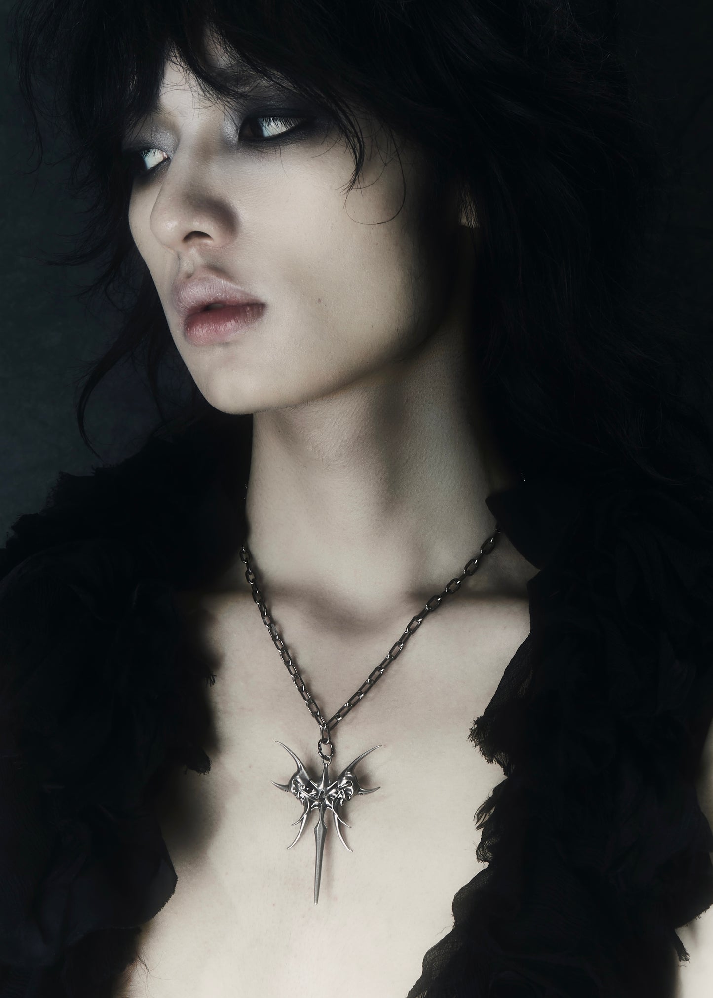 IIIMIII BlackPainting II Necklace #5
