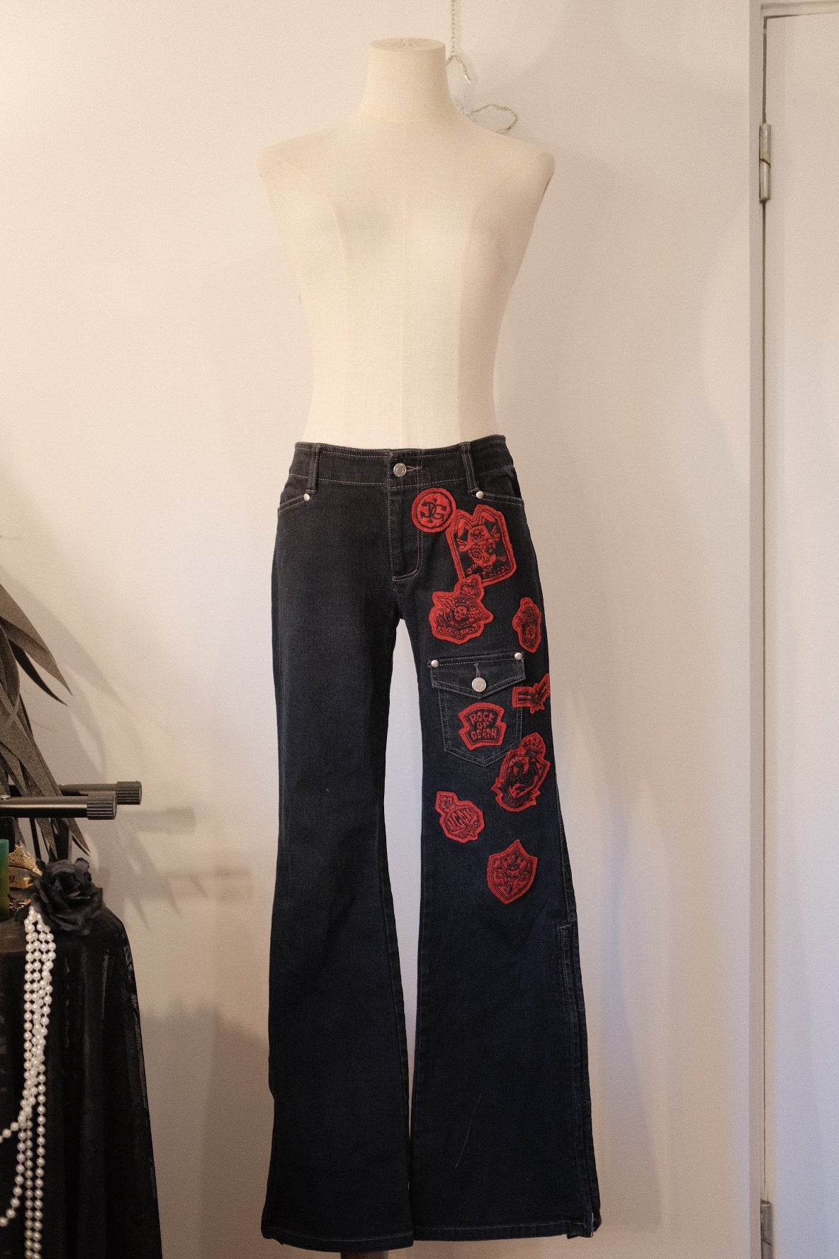 Algonquins Patches Denim Pants