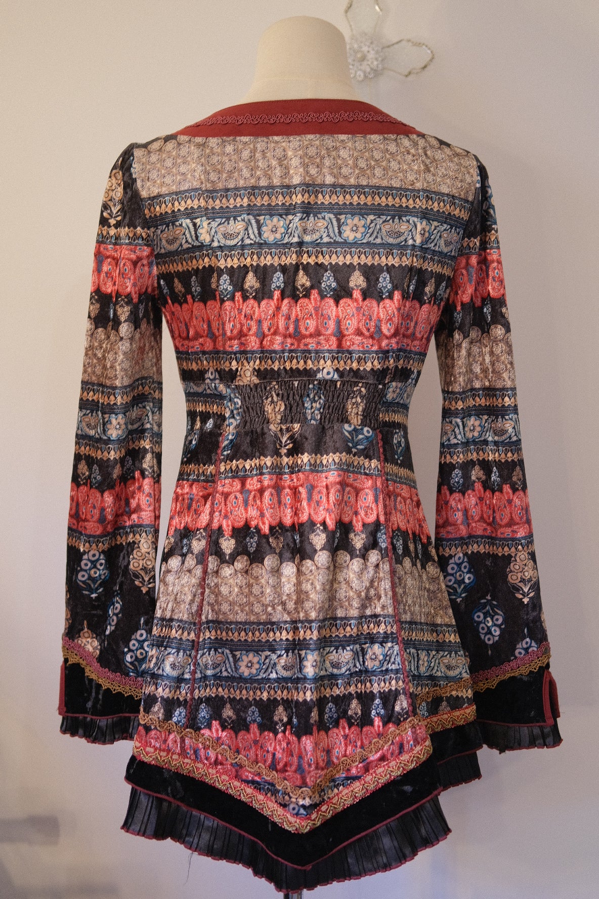 OZZ ON Tile Print Lace-Up Dress