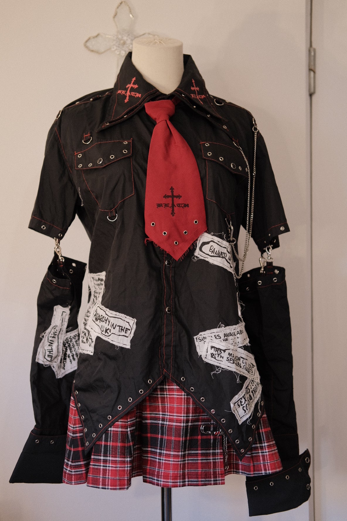 h.Naoto Low-Waist Plaid Skirt