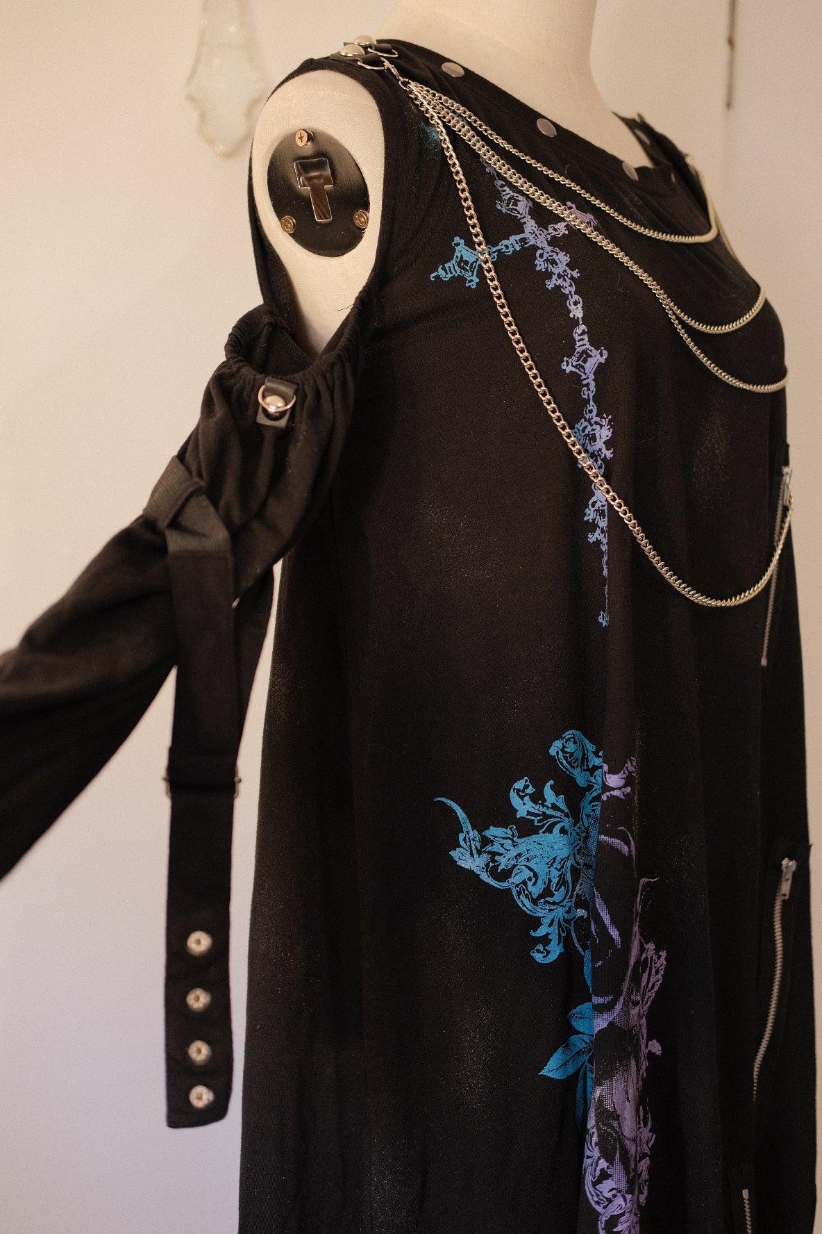 Sexpot Revenge Oversize Top with Chains