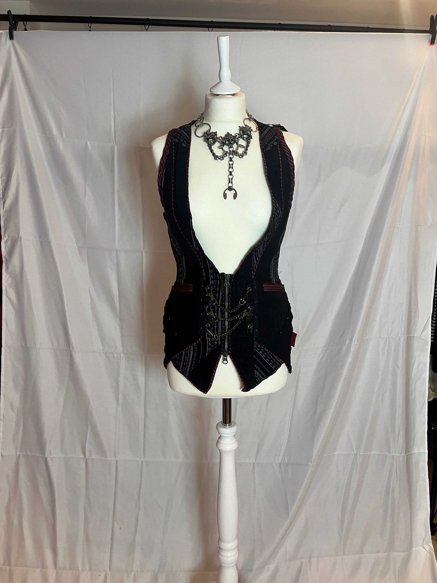 OZZ Croce Skull Print Vest