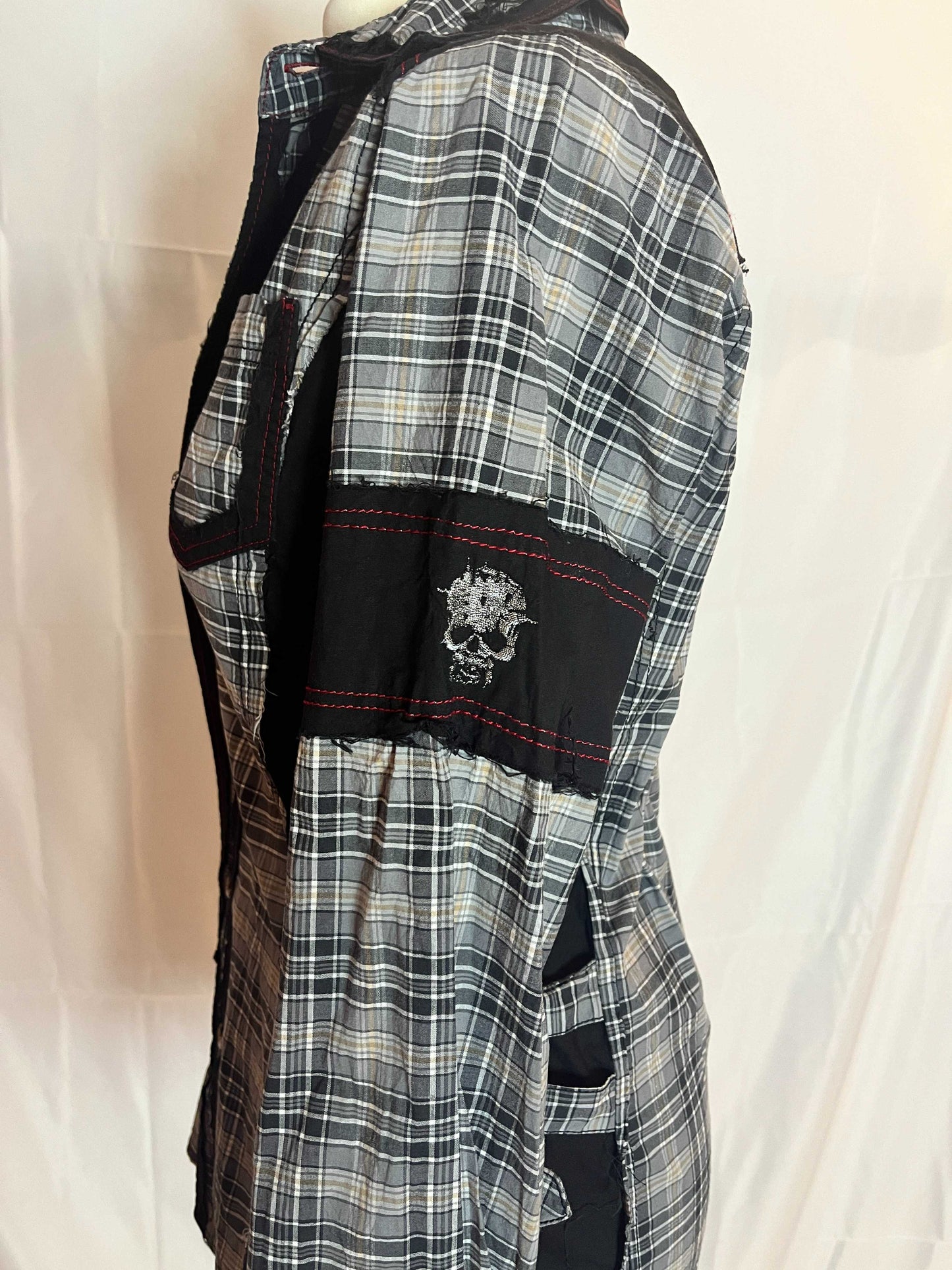 Algonquins Plaid Button Up
