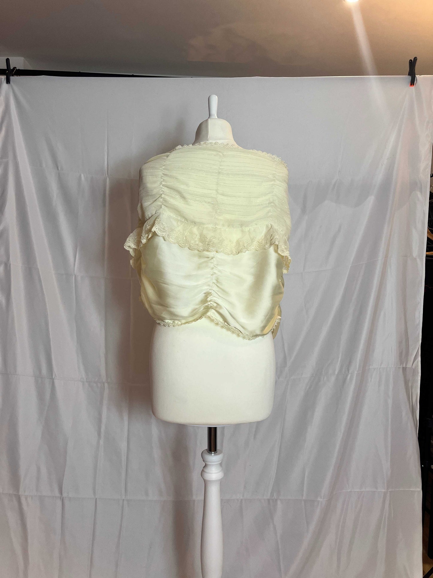 Axes Femme Lace Shawl
