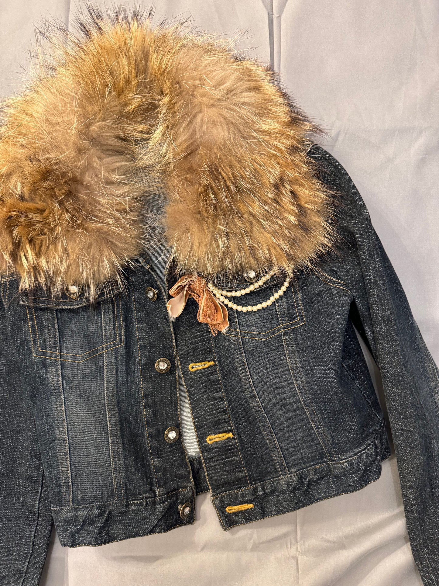 Axes Femme Fur Collar Denim Crop Jacket