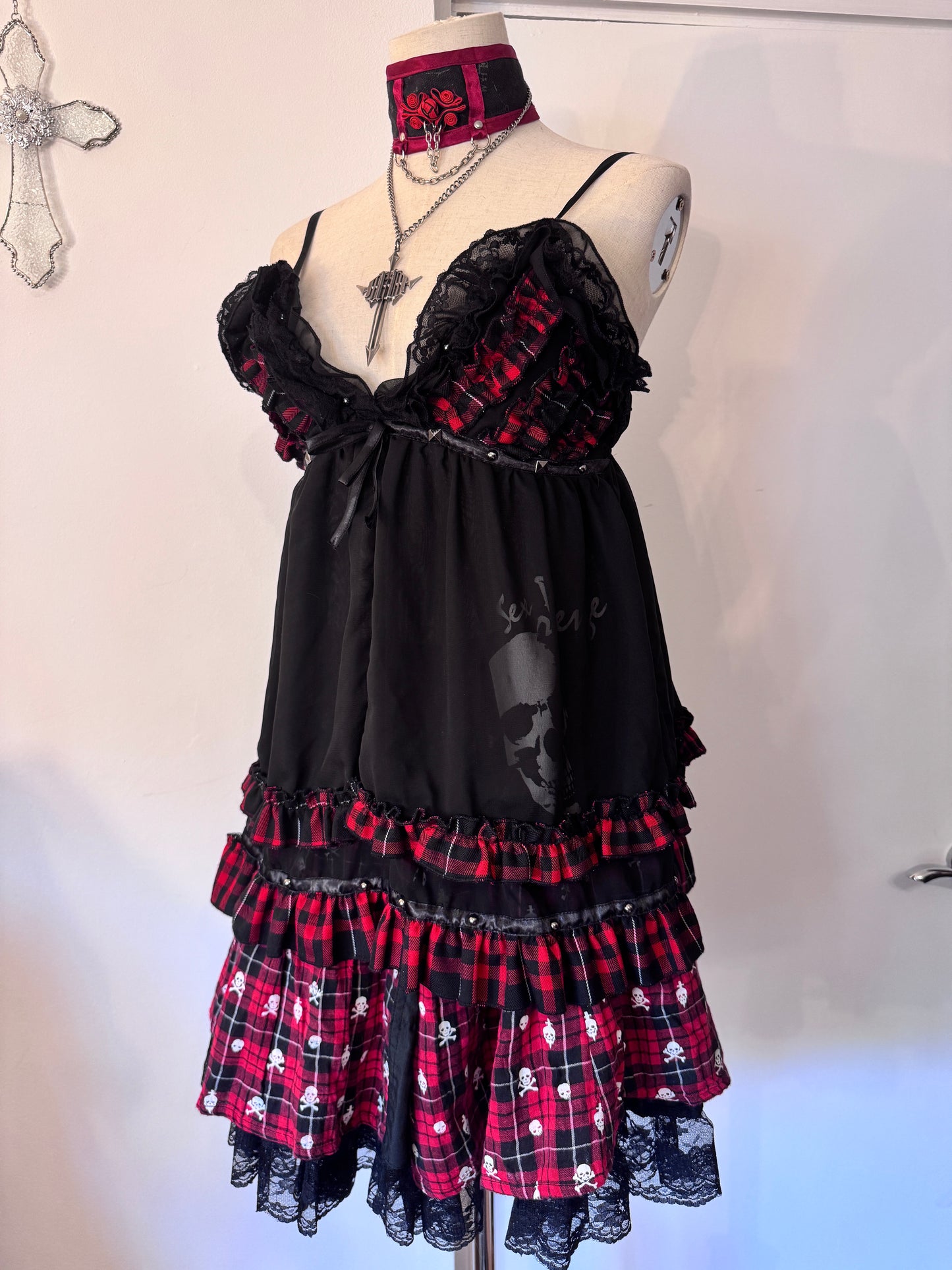 Sexpot Revenge 2-Layers Ruffle Plaid Tank Top