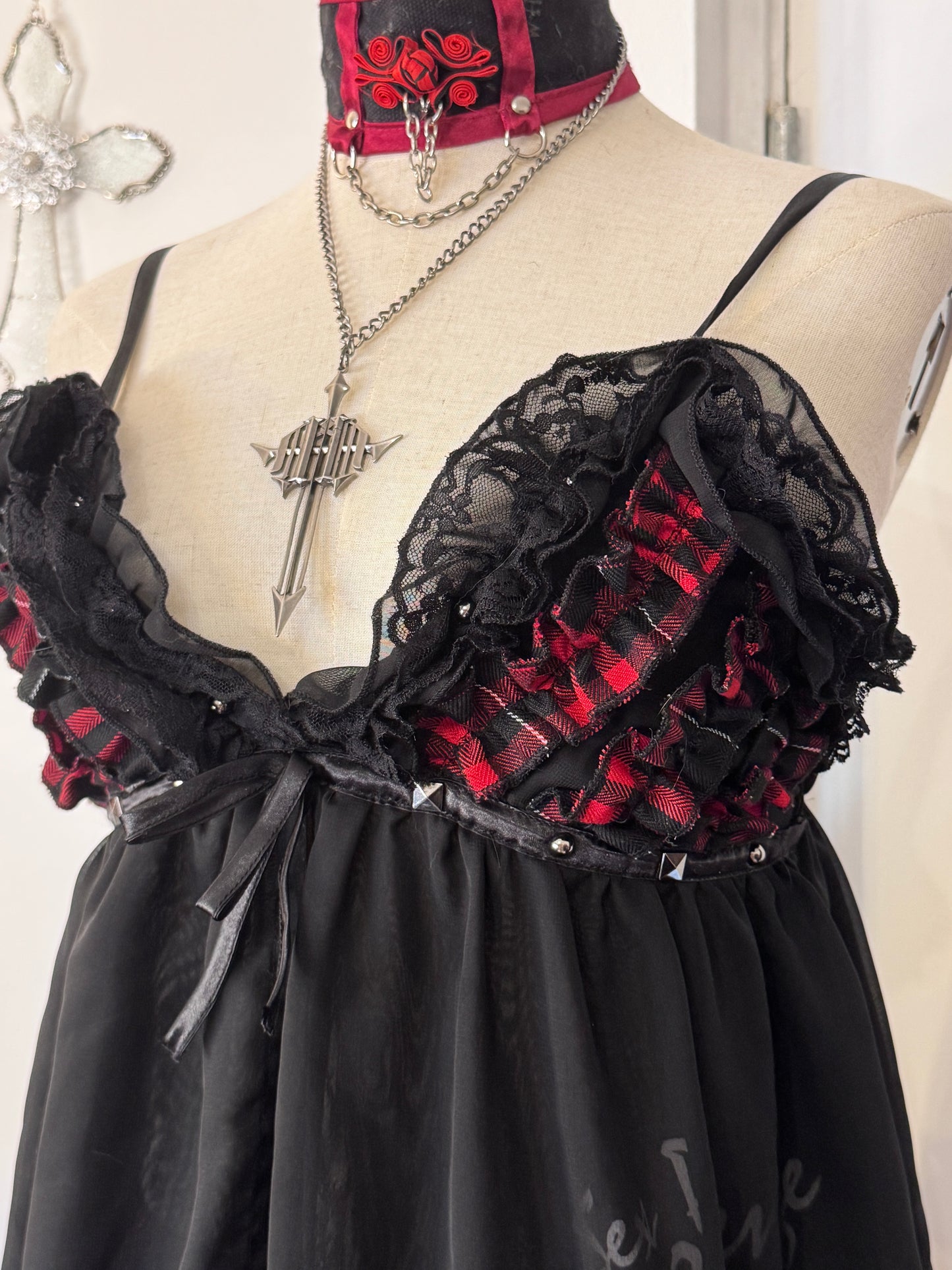 Sexpot Revenge 2-Layers Ruffle Plaid Tank Top