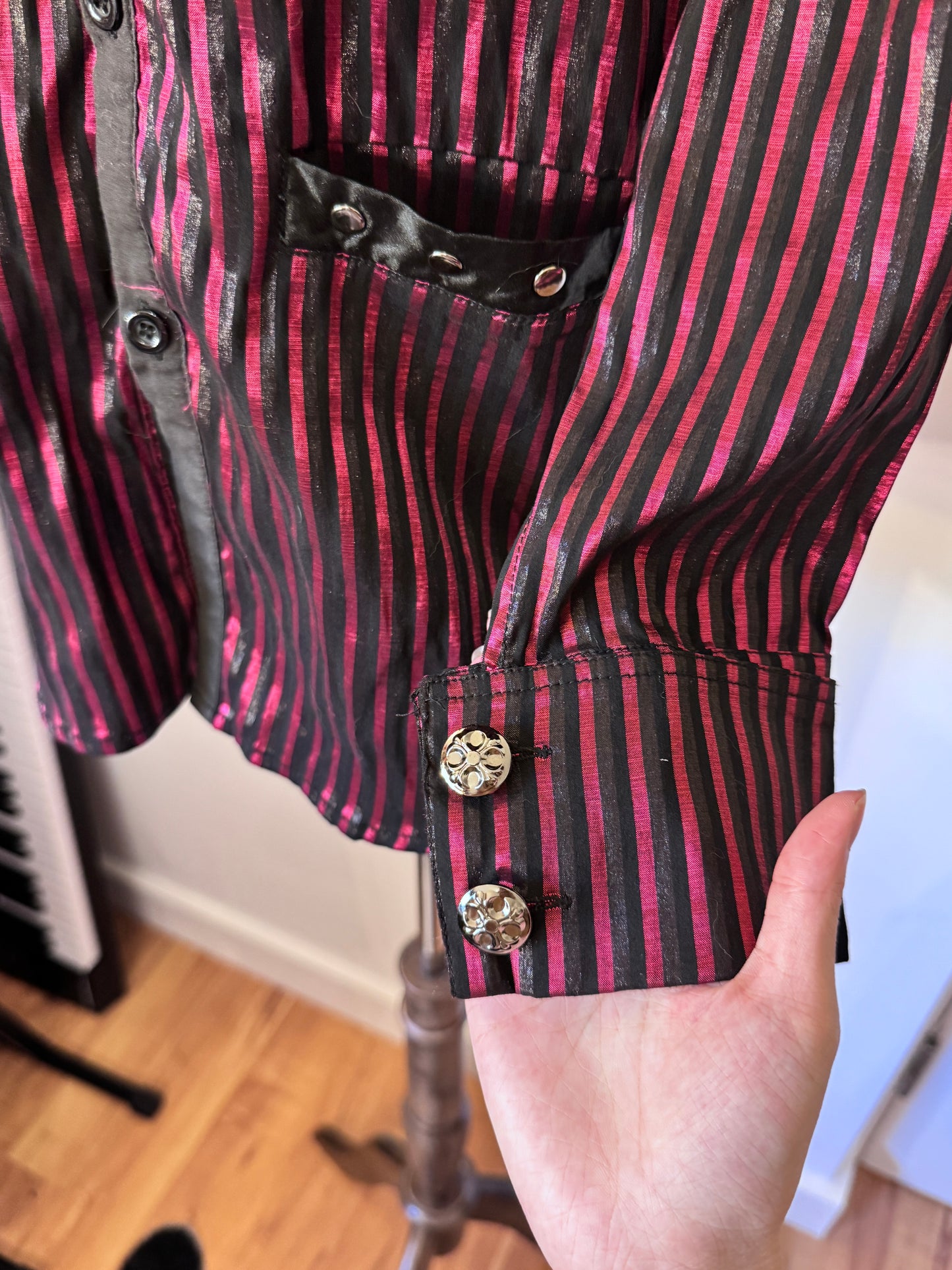 Sexpot Revenge Skull Print Stripe Button-Up