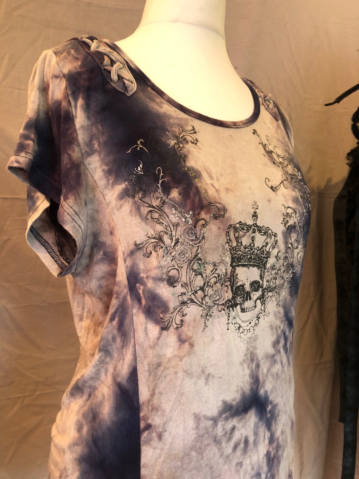 OZZ ON Tie-Dye Short-Sleeves Top