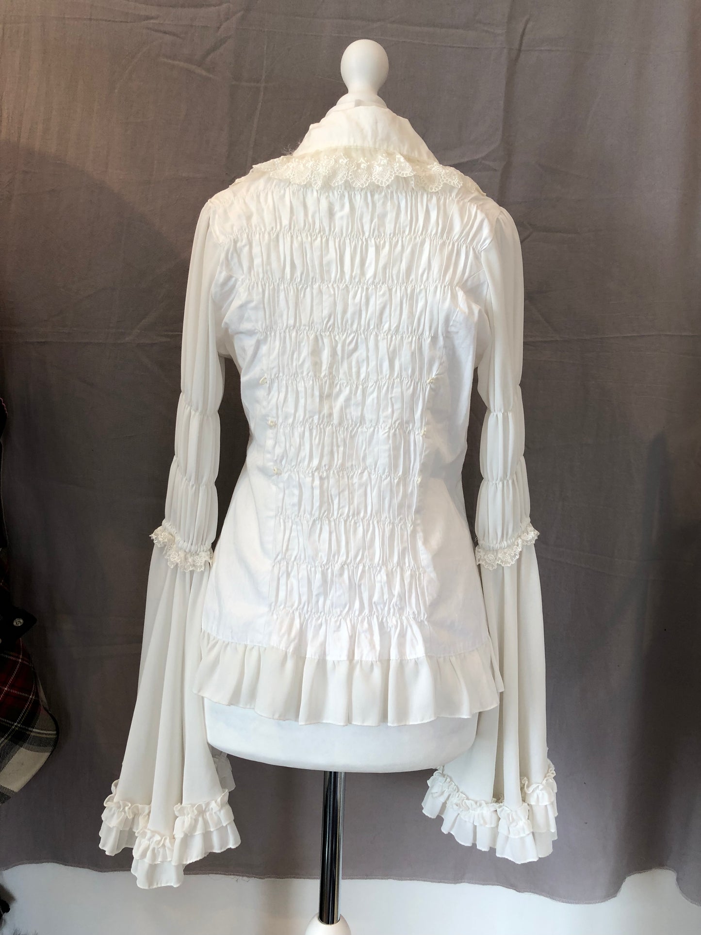 Atelier Pierrot Button-Up Hime-Sleeves Ruffle Blouse