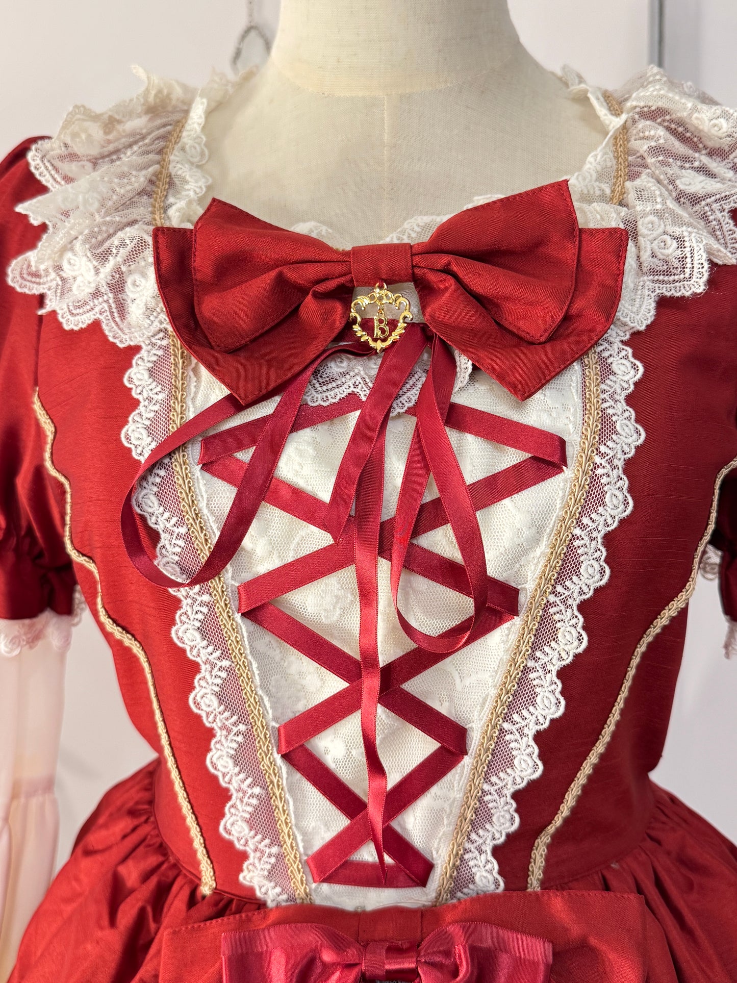 Baby the Stars Shine Bright Hime-Sleeves Red OP