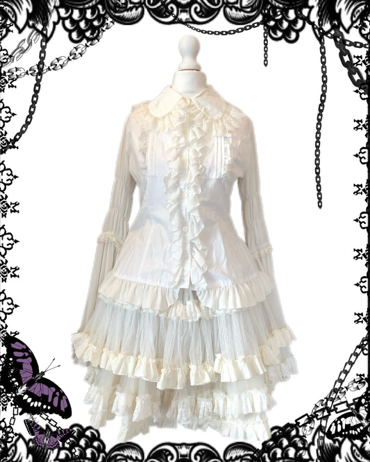 Atelier Pierrot Button-Up Hime-Sleeves Ruffle Blouse
