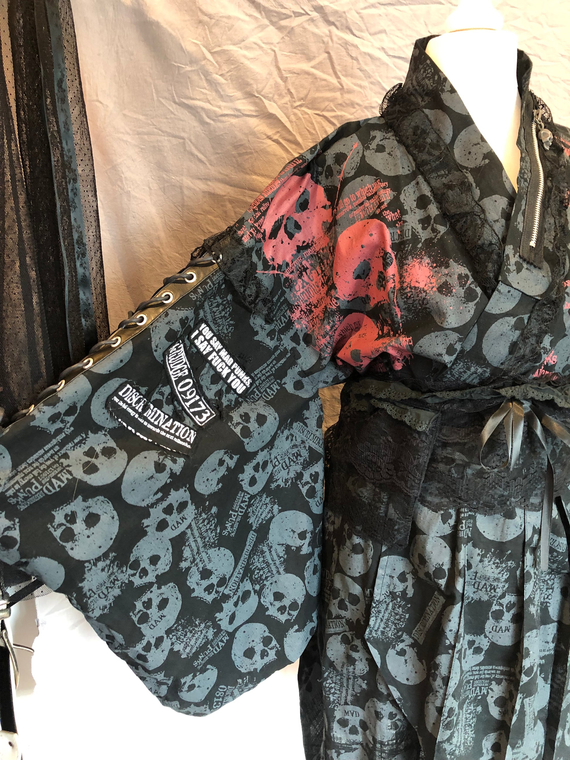 Mad Punks Skull Print Yukata – cucurucu
