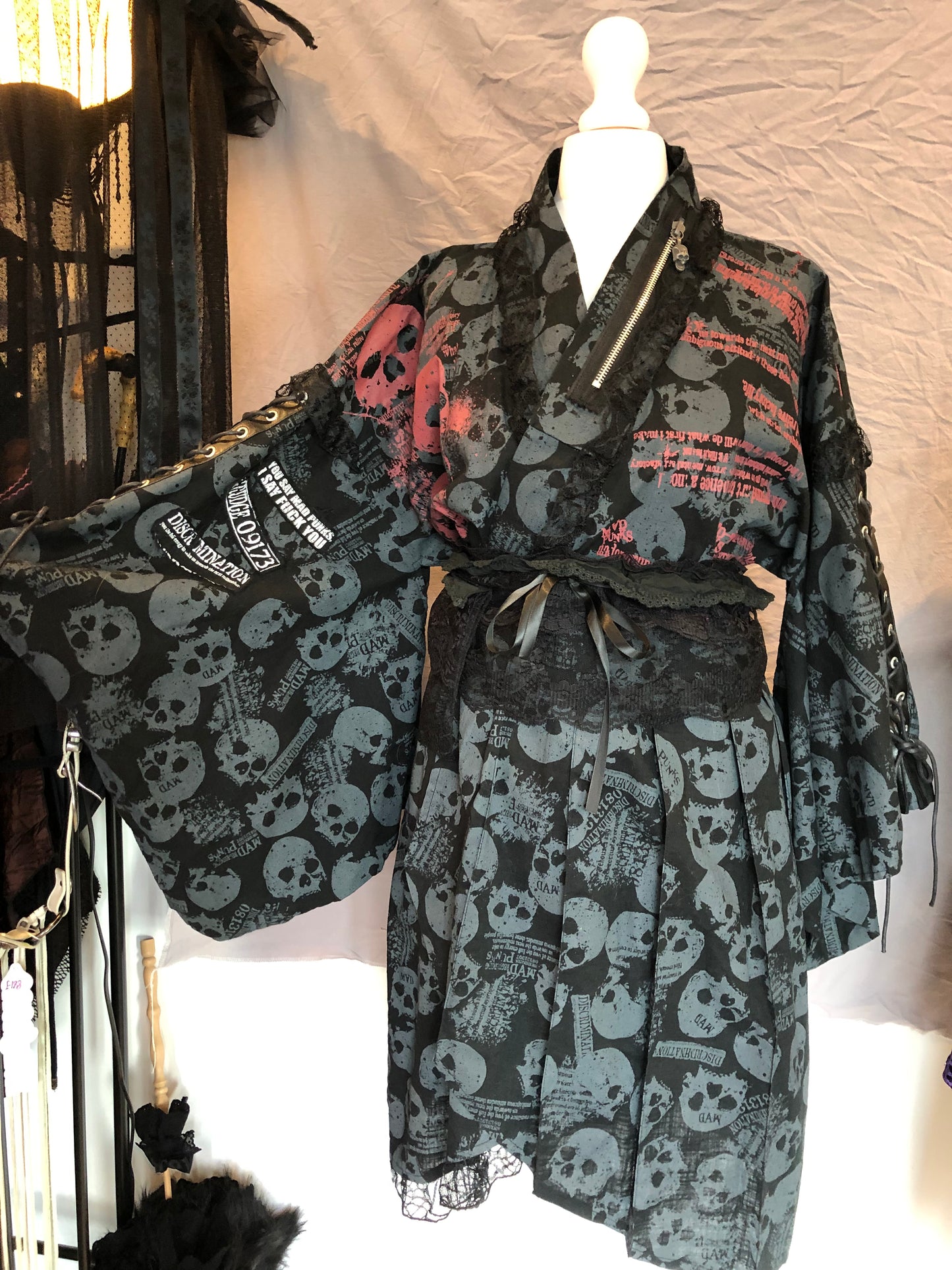 Mad Punks Skull Print Yukata