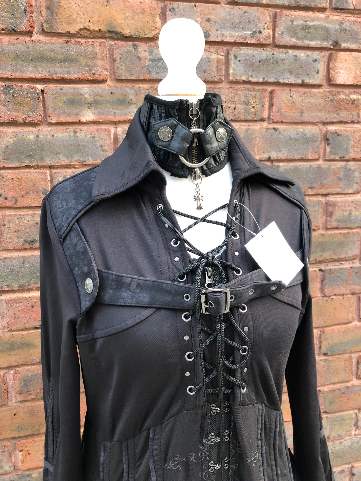 OZZ ON Strap Maxi Dress Coat with Choker