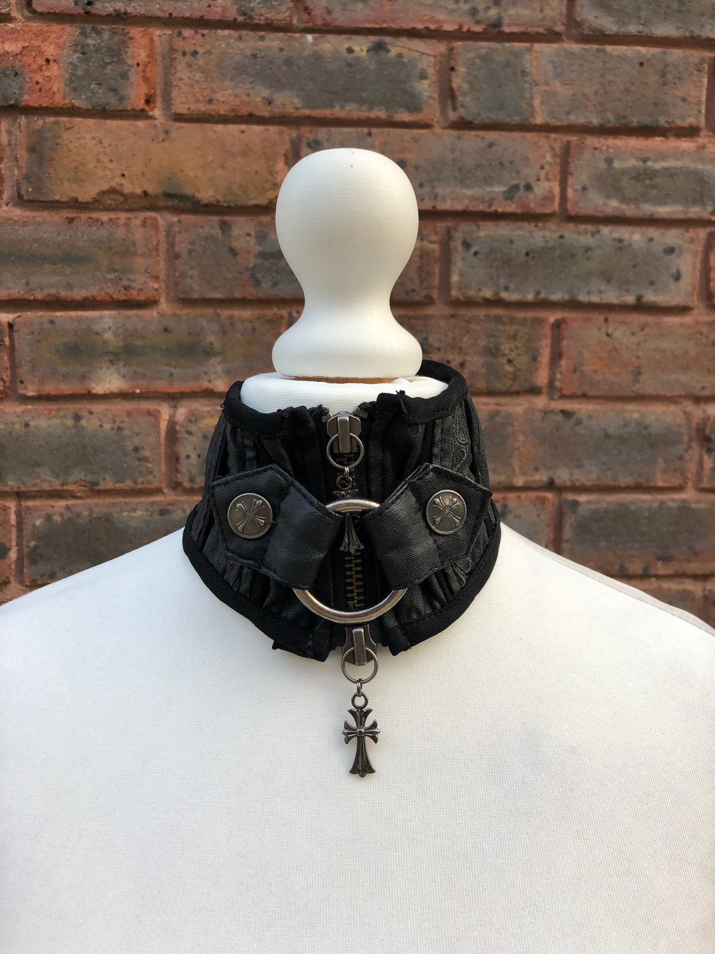OZZ ON Strap Maxi Dress Coat with Choker