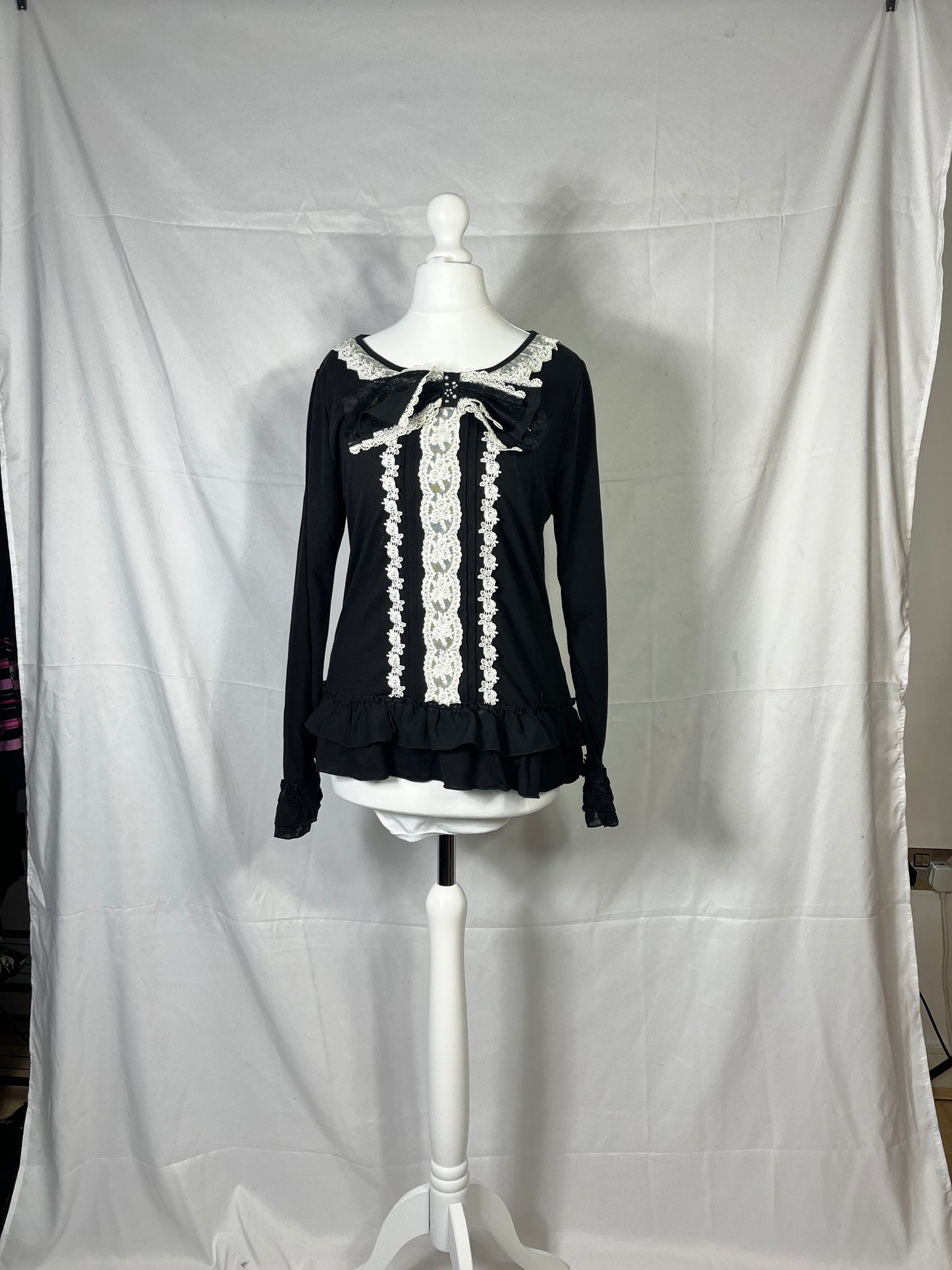 Axes Femme Lace Ruffle Long-Sleeves Shirt