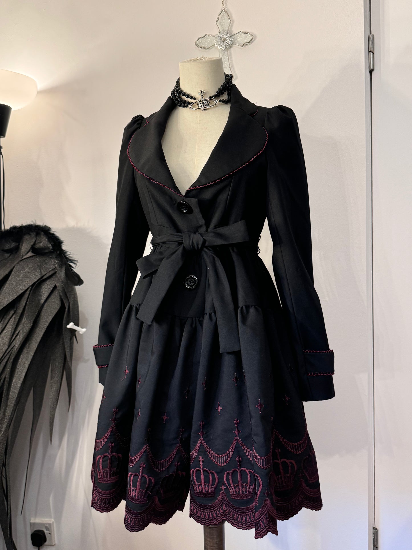 Black Peace Now Crown Embroidery Dress Coat