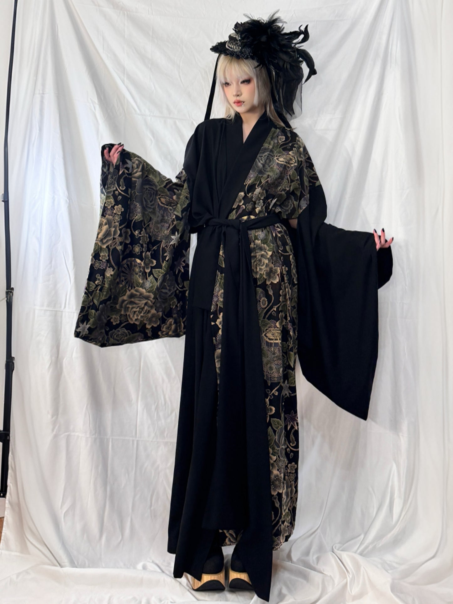Deorart Floral Print Kimono