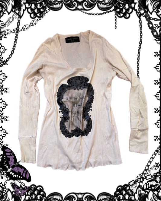 Share Spirit Letter Print Long-Sleeves Top