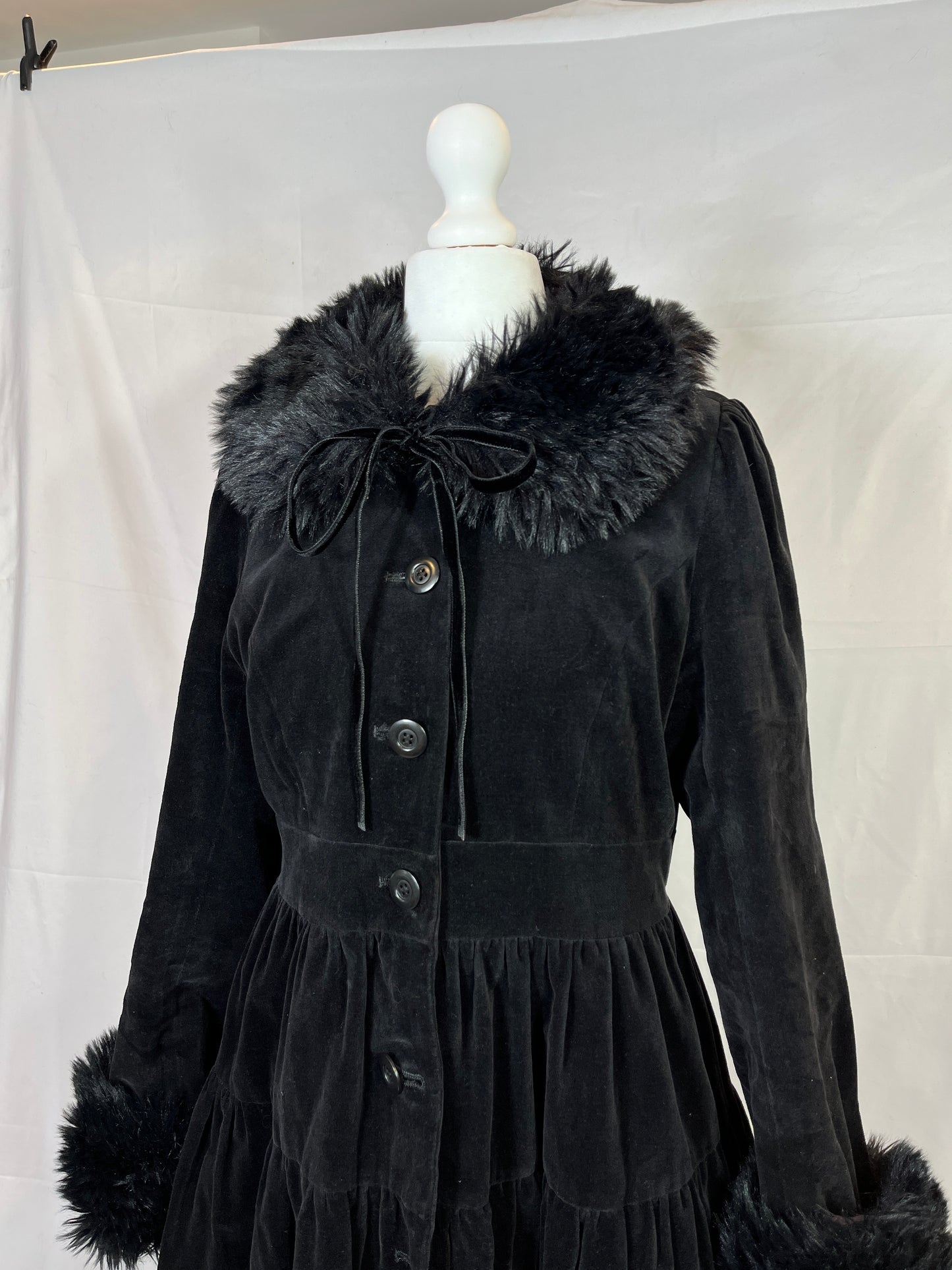 Black Peace Now Fur Collar Velvet Dress Coat