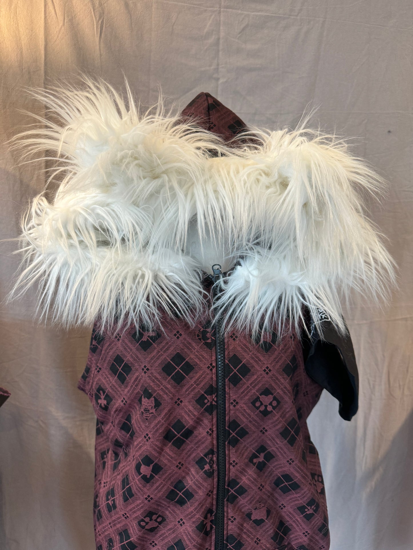 Putumayo Sleeveless Zip-Up Fur Hoodie