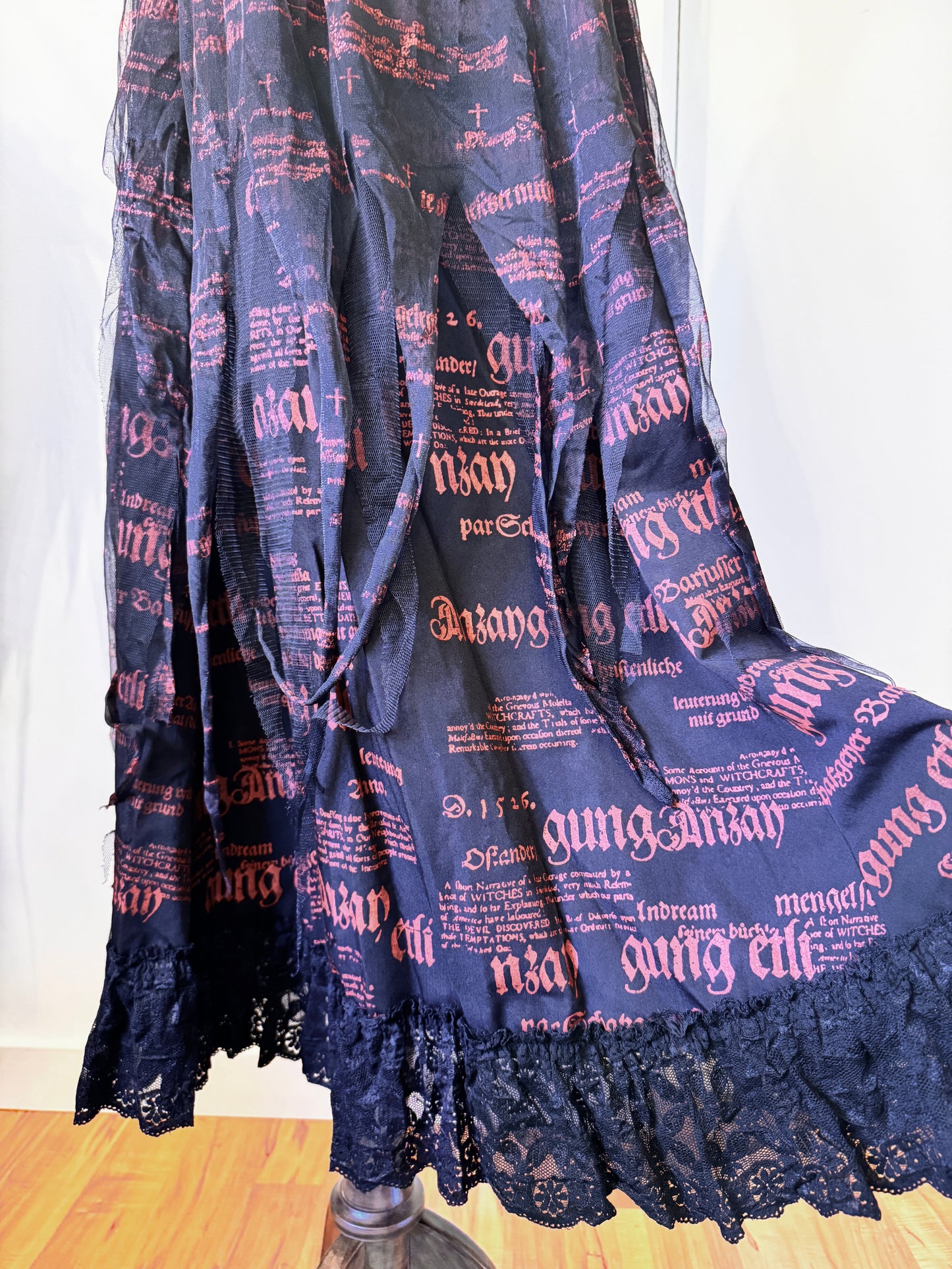 h.Naoto Destructive Letter Print Maxi Skirt