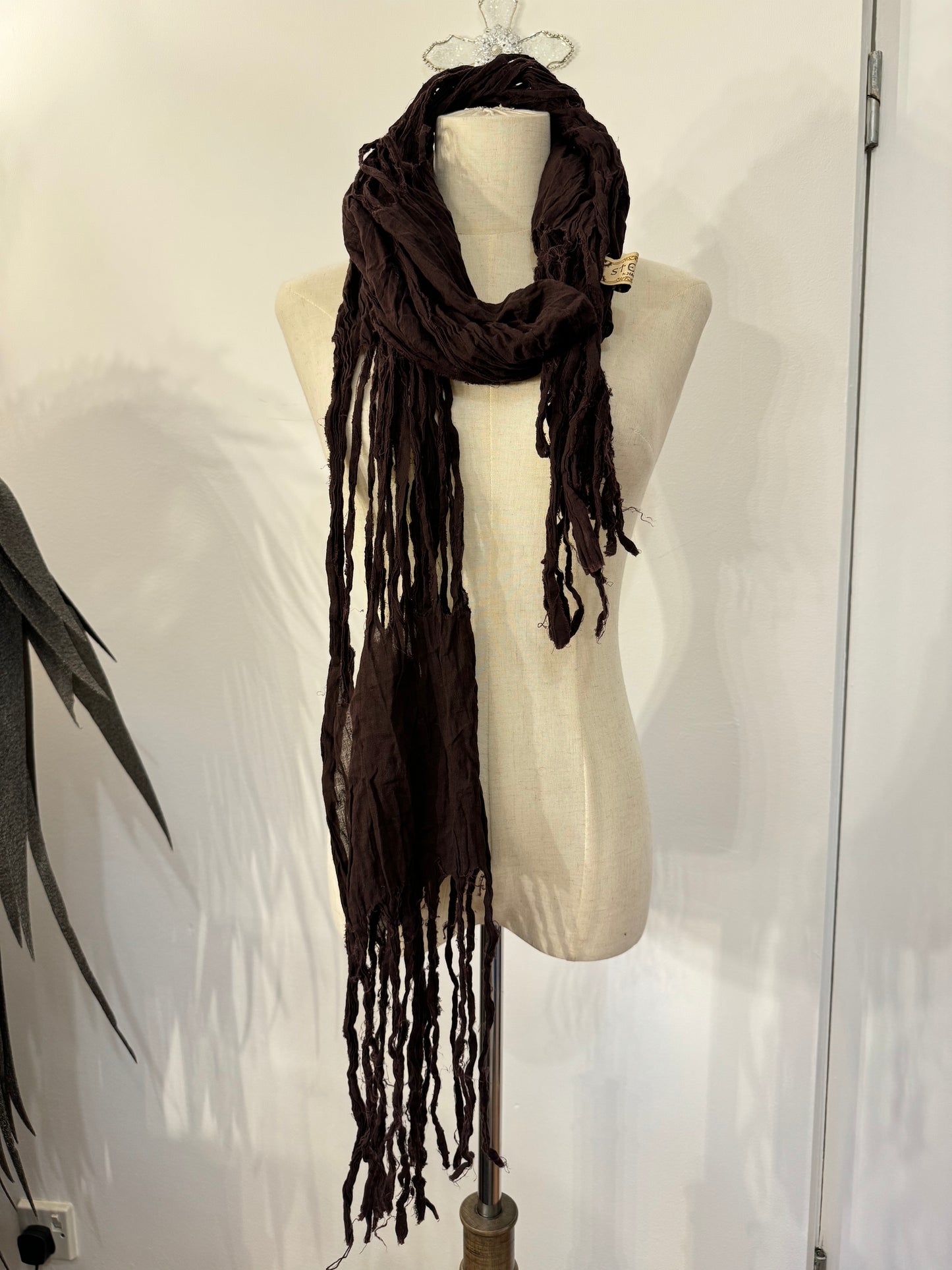 h.Naoto Destructive Scarf