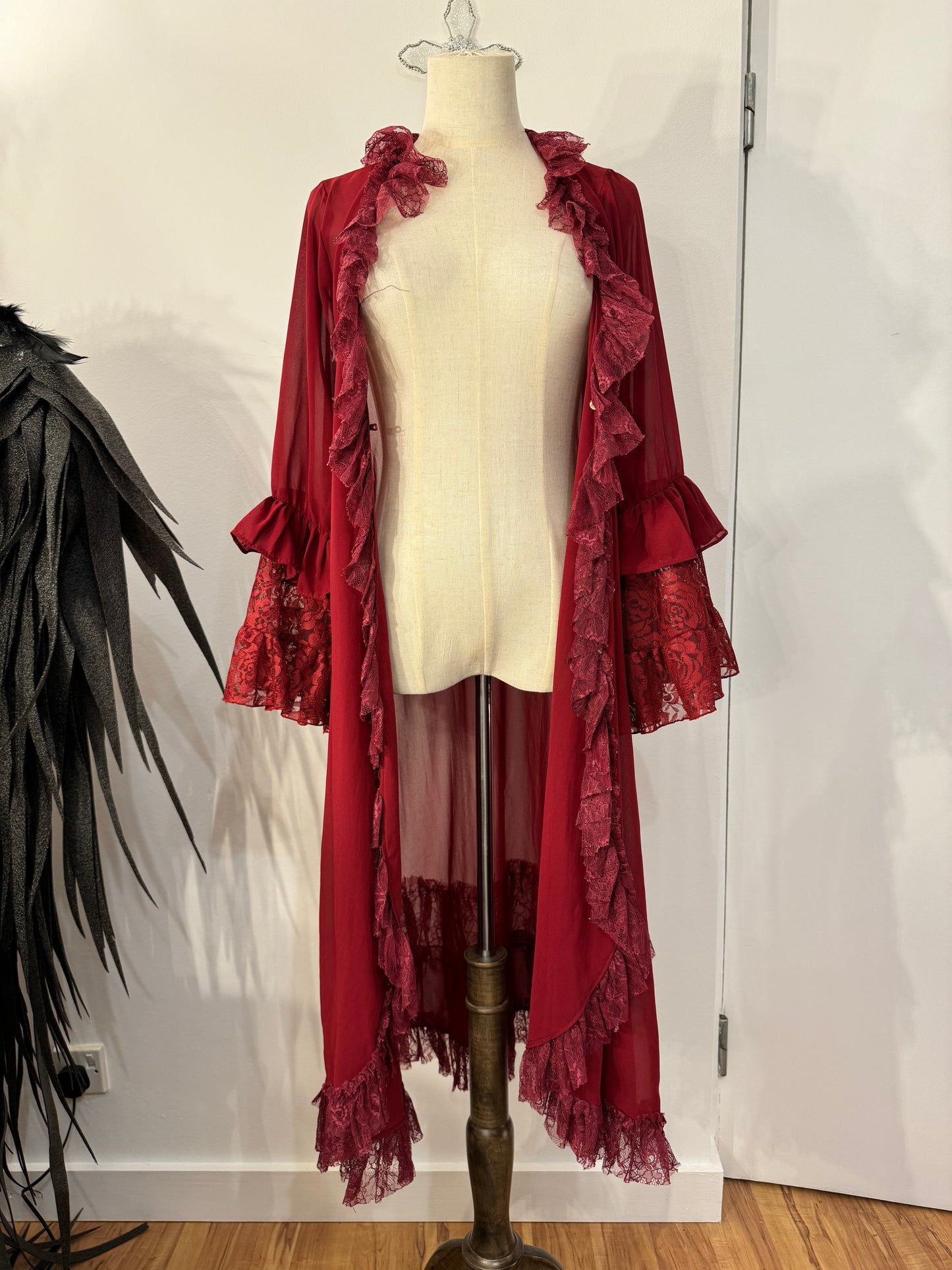 MR Corset Red Ruffle Long Blouse