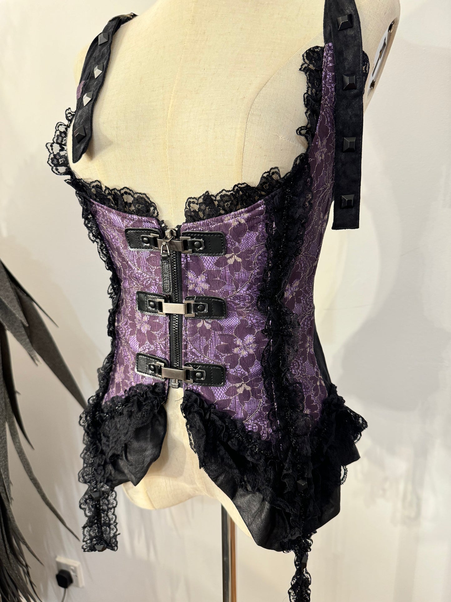 Qutie Frash Purple Lace Corset