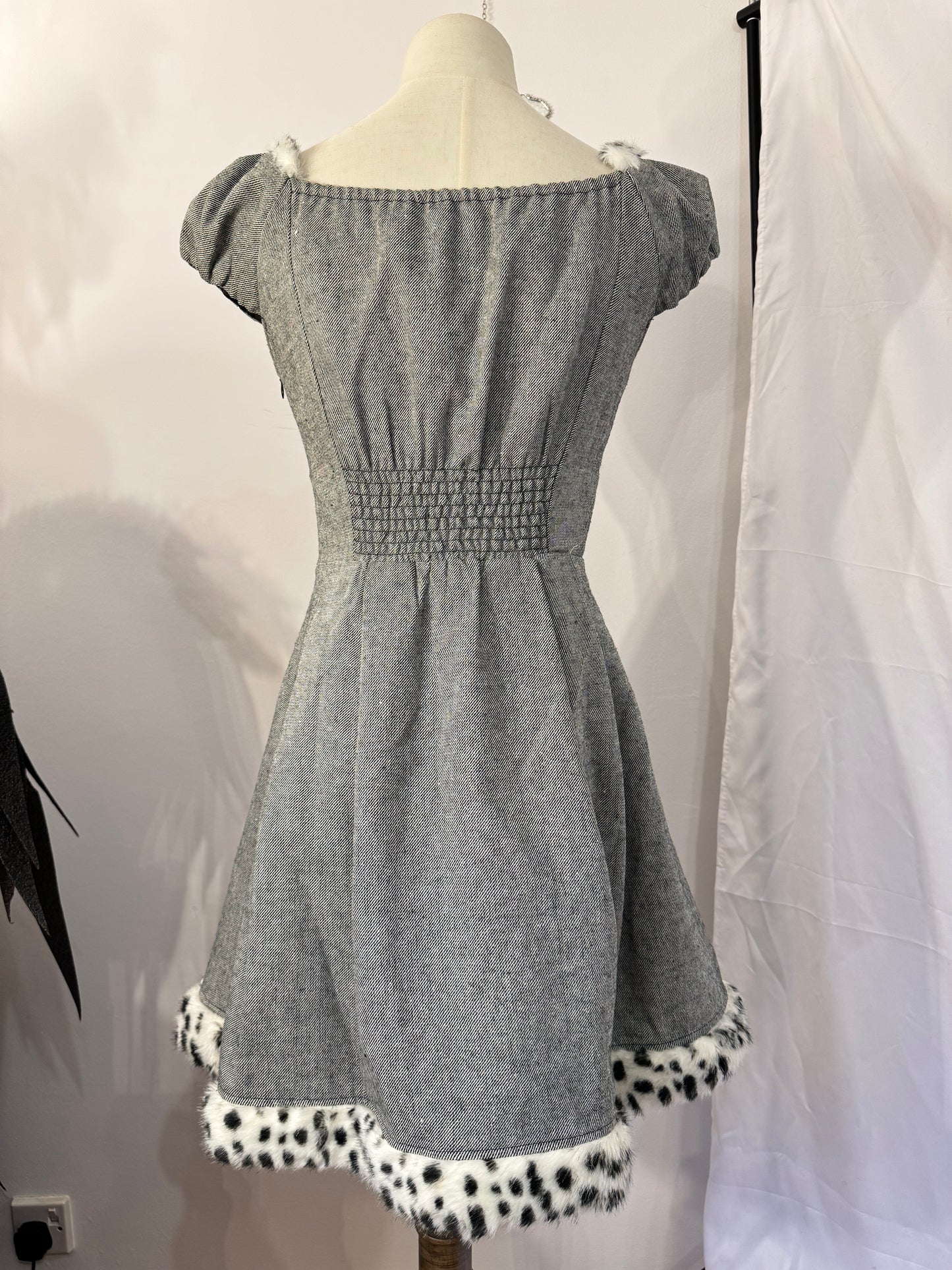 Secret Honey Fur Collar Lace-Up Dress