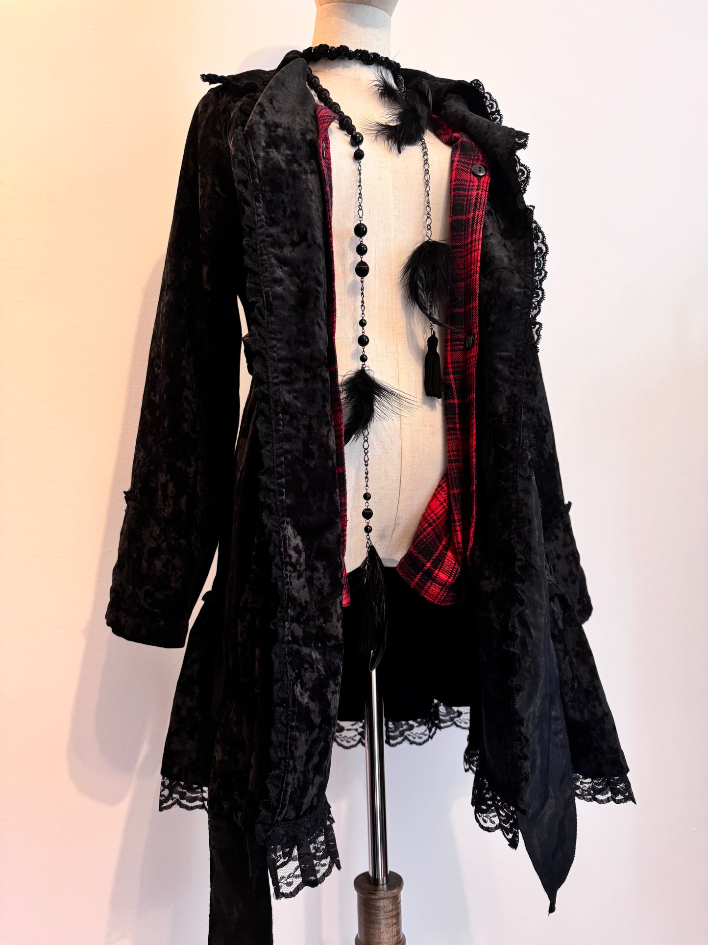 Algonquins Crown Button Velvet Lace Jacket Dress