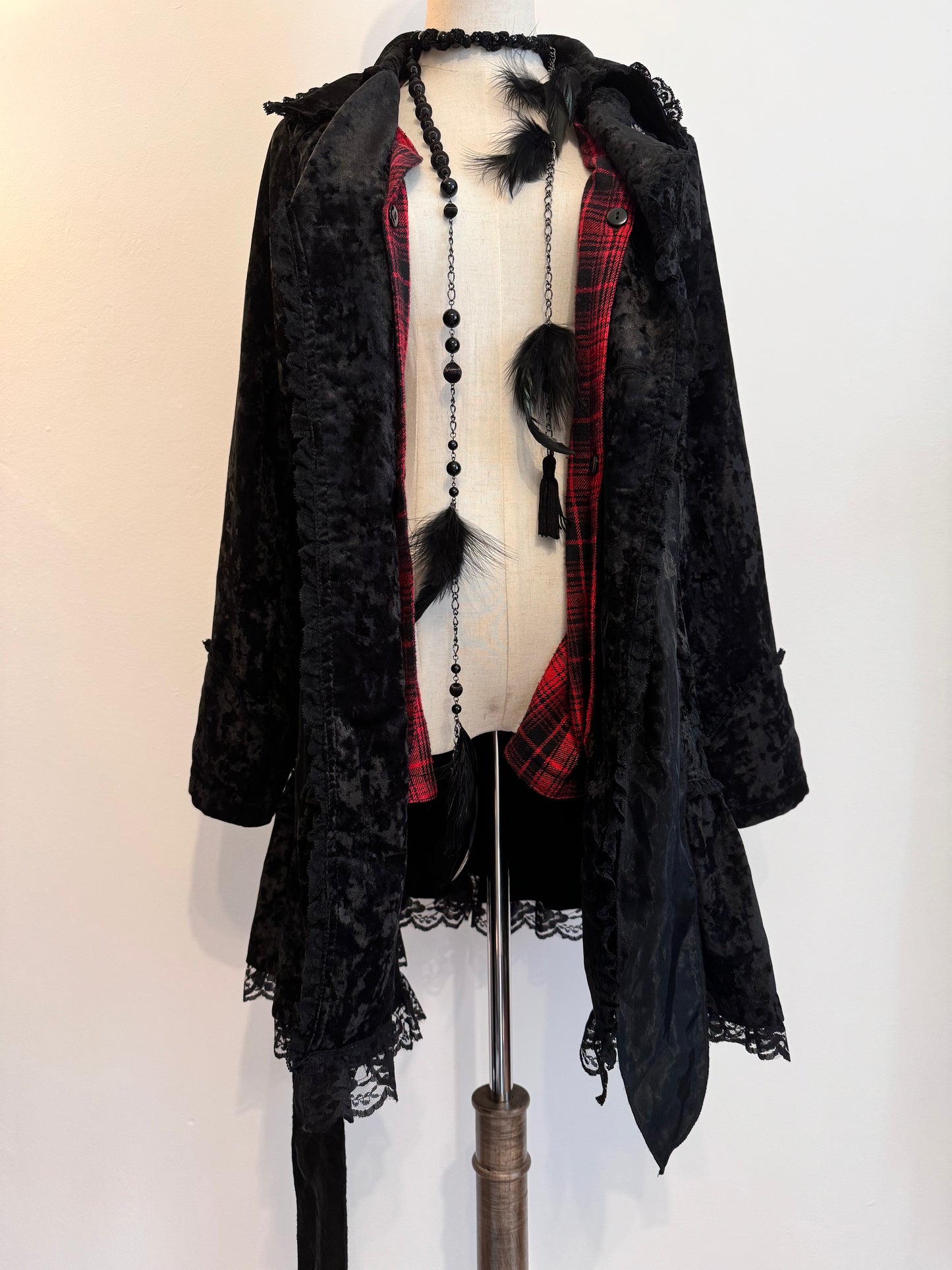 Algonquins Crown Button Velvet Lace Jacket Dress