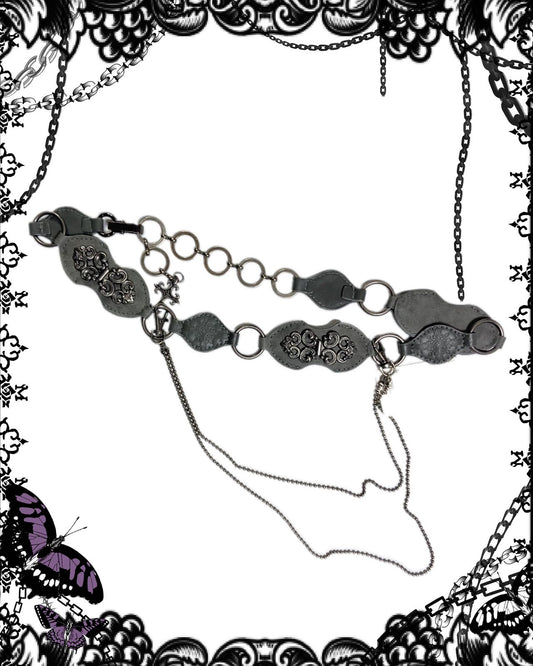 OZZ ON Cross Pendant Chain Belt