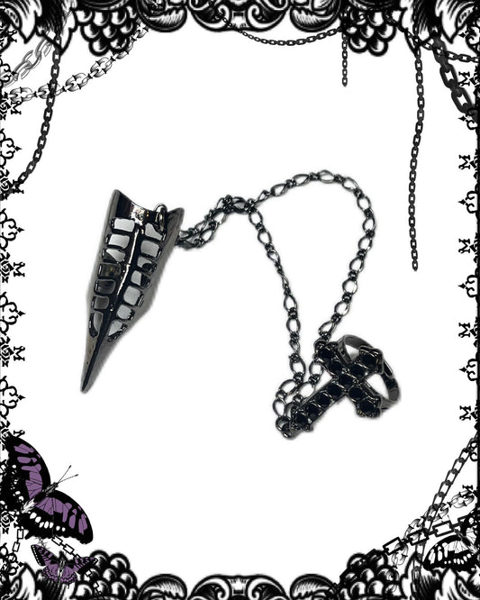 Sexpot Revenge Shield and Cross Chain Rings Set